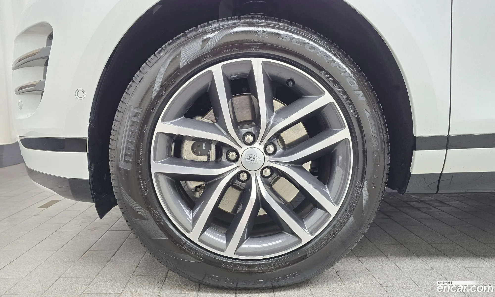 Land Rover Range Rover Evoque 2024 SALZA2BX2RH264015 — 11