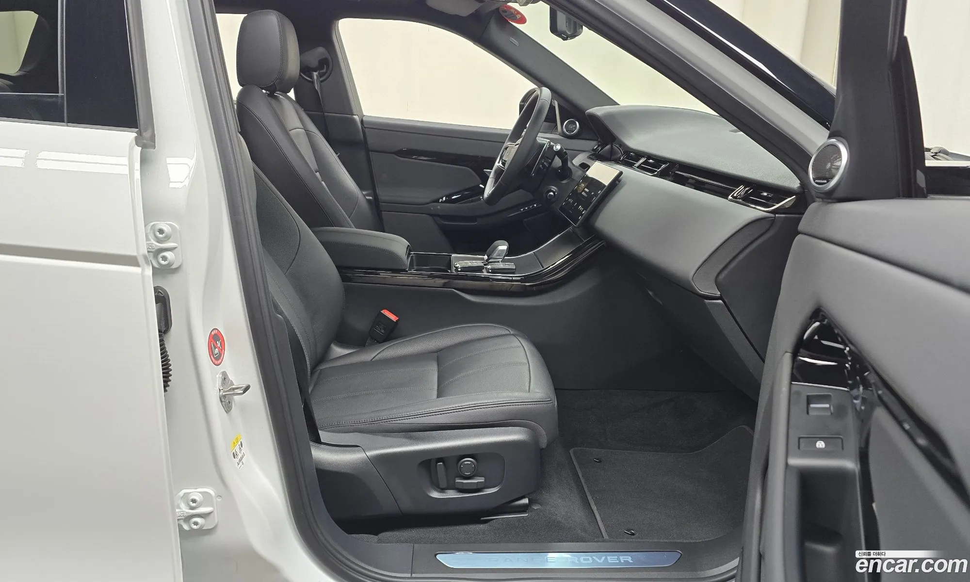 Land Rover Range Rover Evoque 2024 SALZA2BX2RH264015 — 7