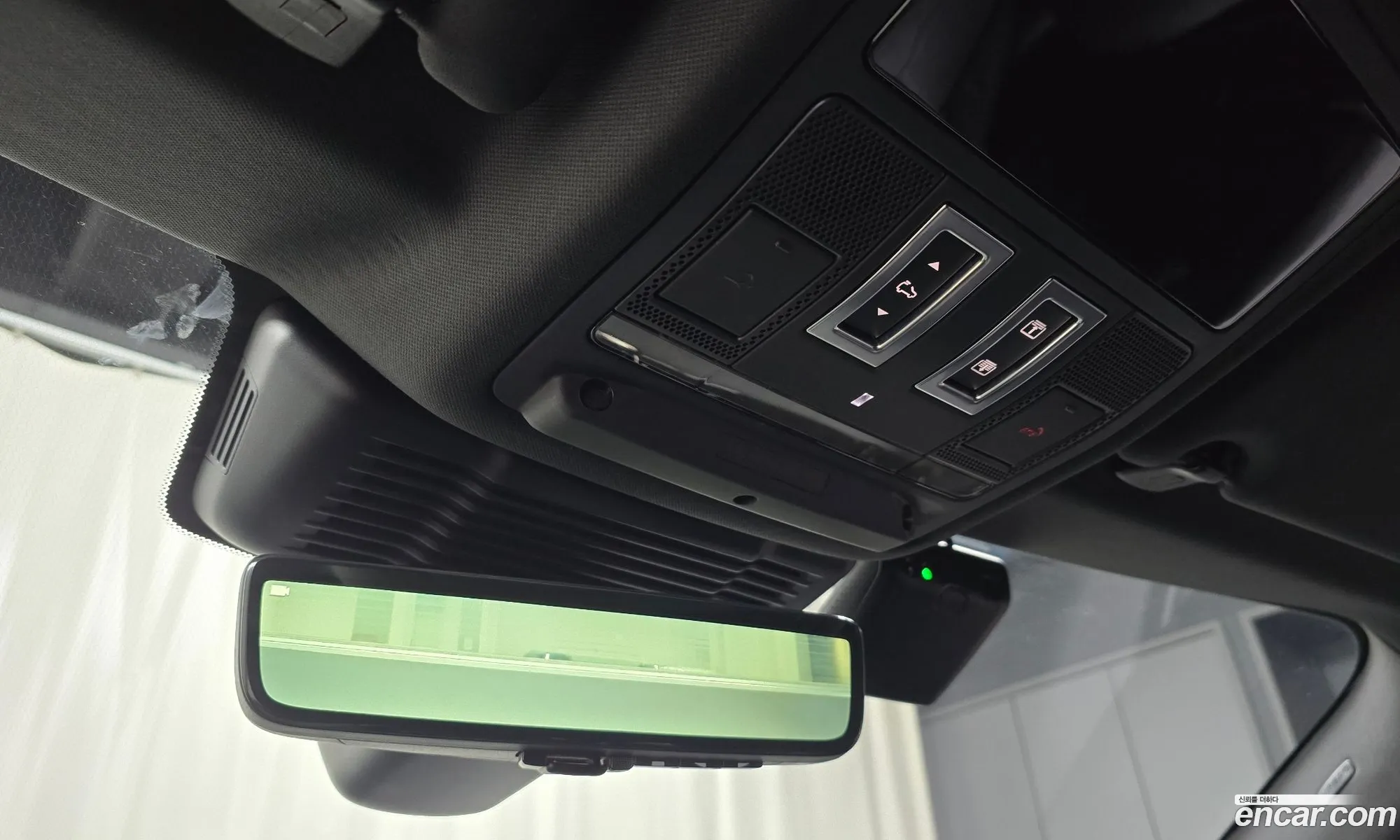 Land Rover Range Rover Evoque 2024 SALZA2BX2RH264015 — 9