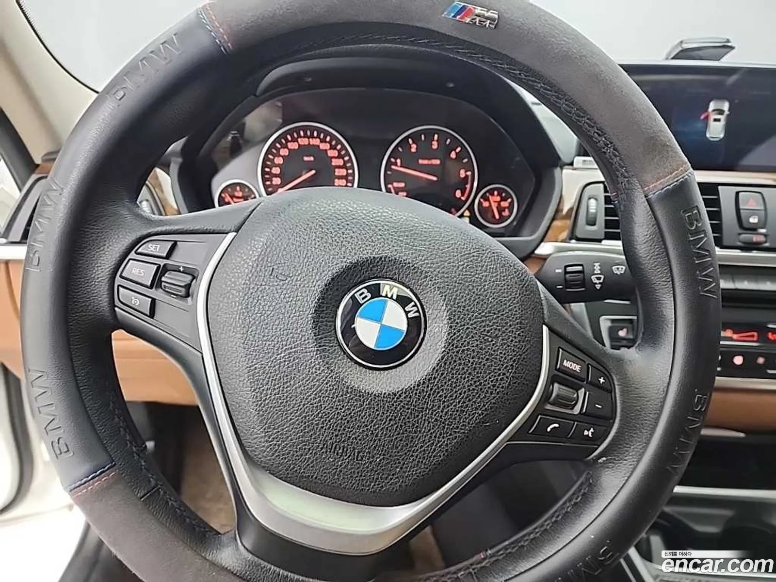 BMW 3 Series 2012 — 3