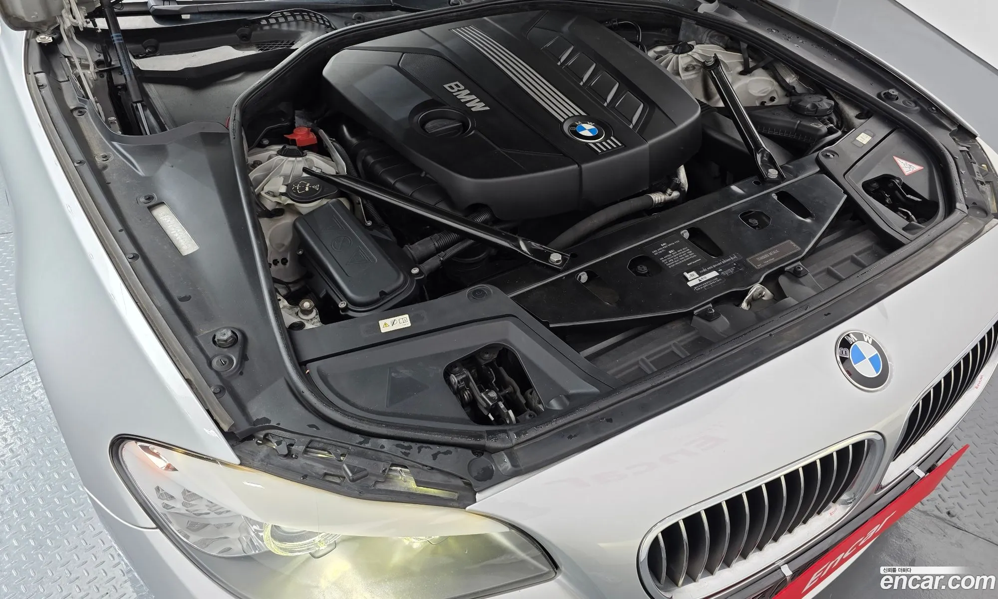 BMW 5 Series 2011 WBAFW1107BC659477 — 18