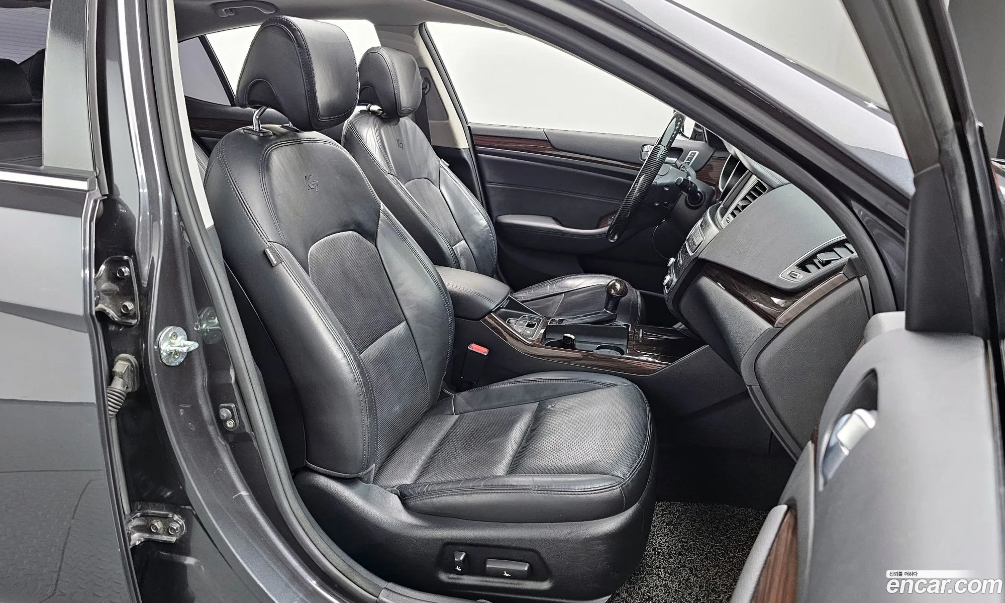 Kia K7 2015 — 11