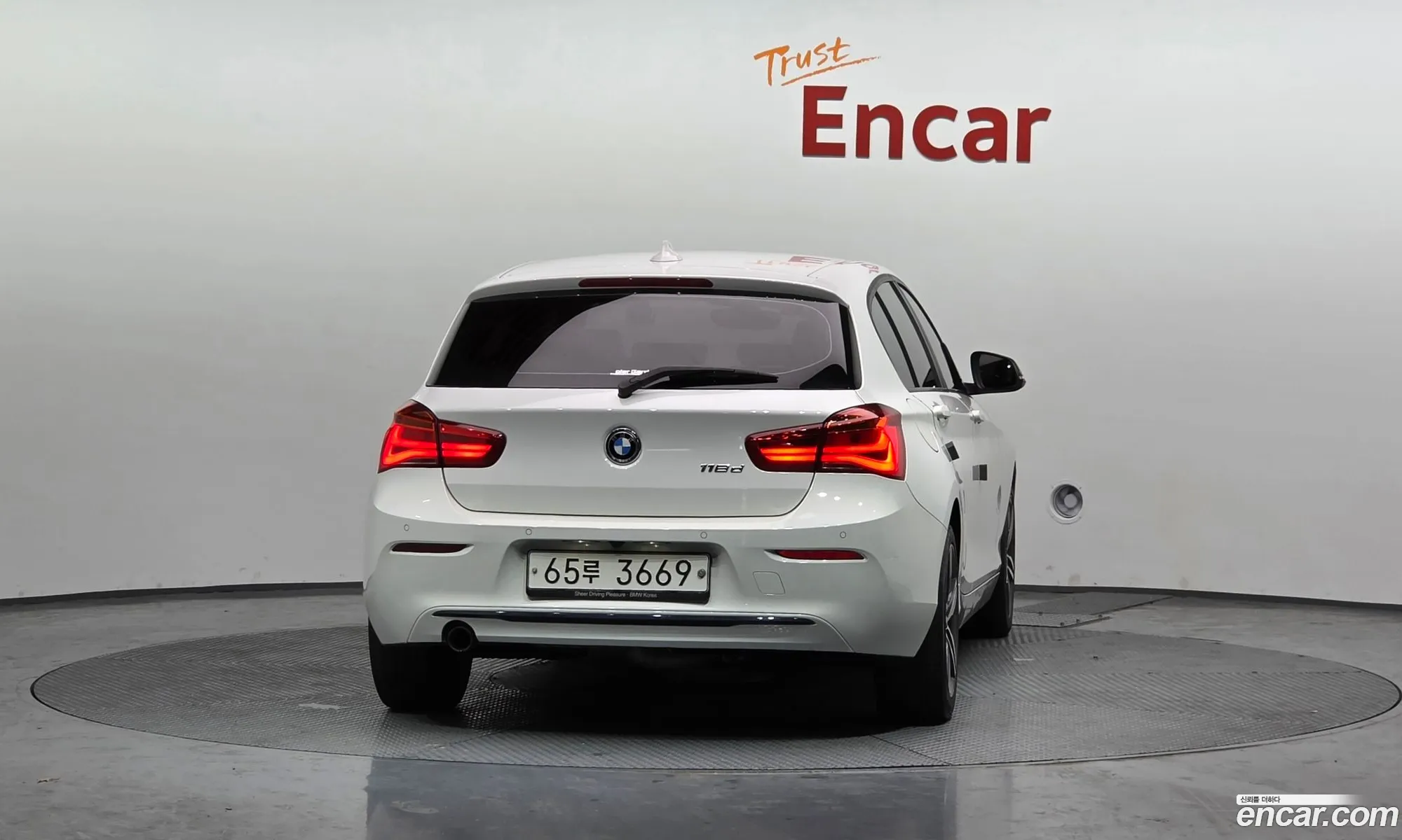 BMW 1 Series 2019 — 14