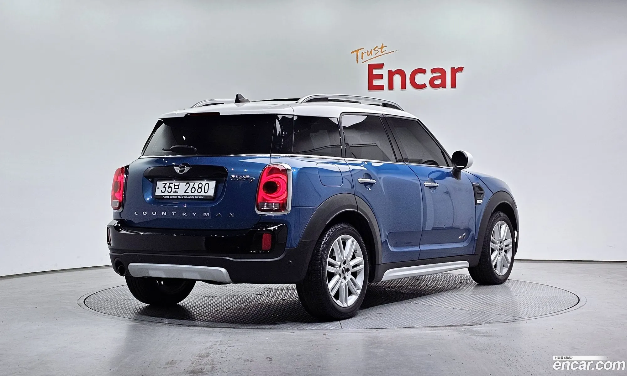 Mini Cooper D Countryman 2018 — 10