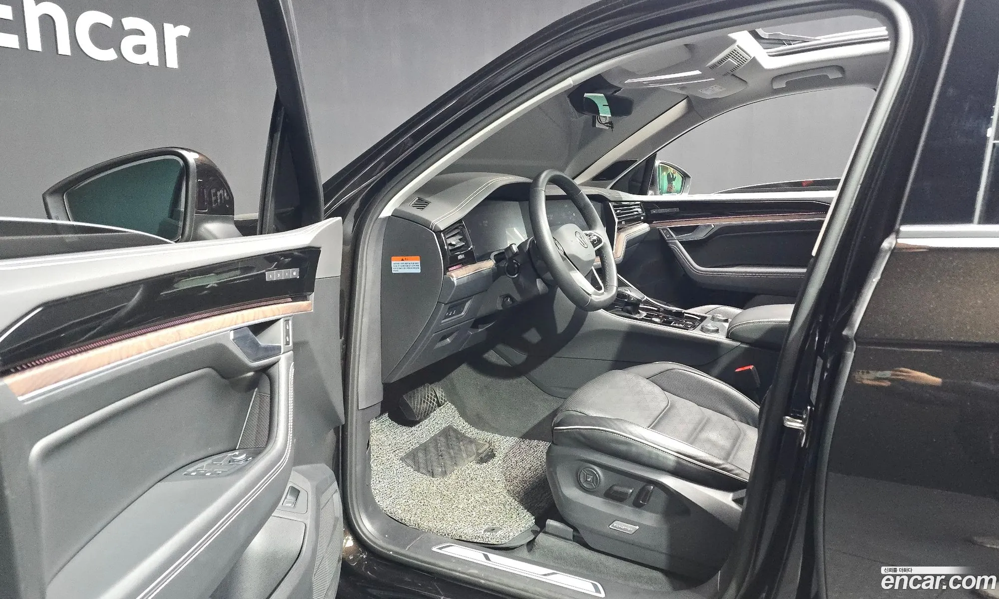 Volkswagen Touareg 2024 WVGZZZCRXRD013335 — 9
