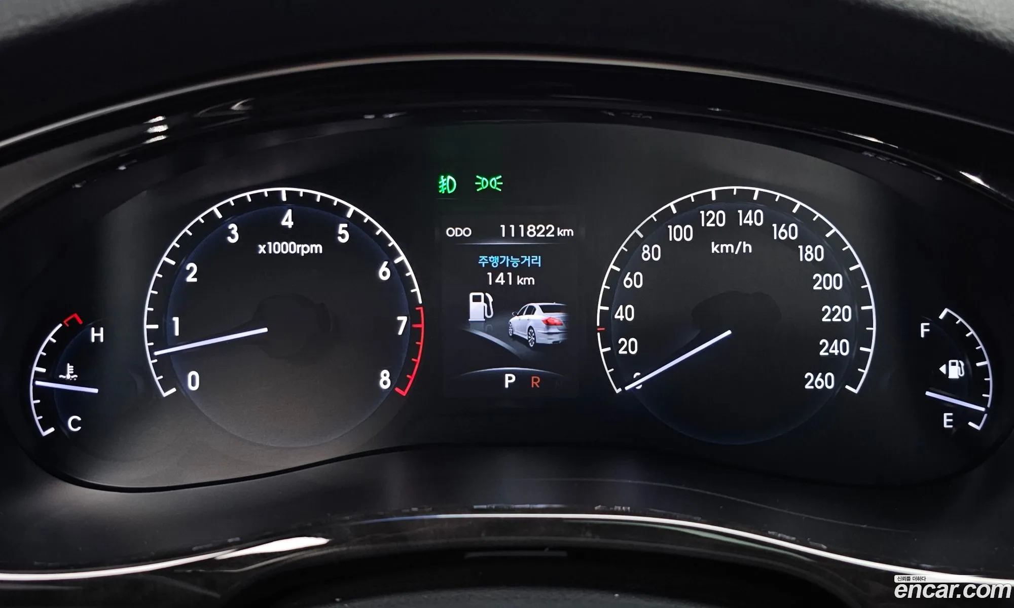 Hyundai Genesis 2011 — 3