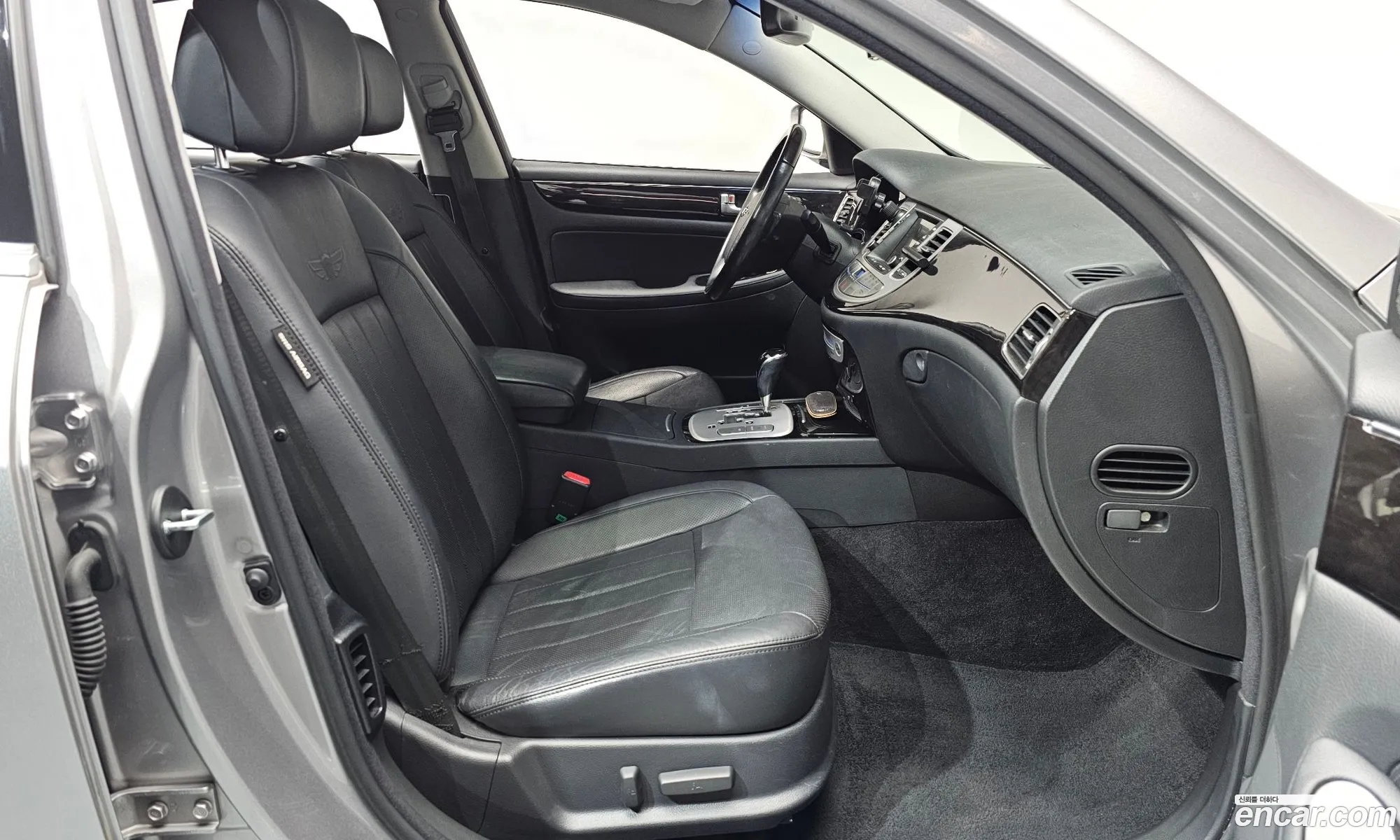 Hyundai Genesis 2011 — 7