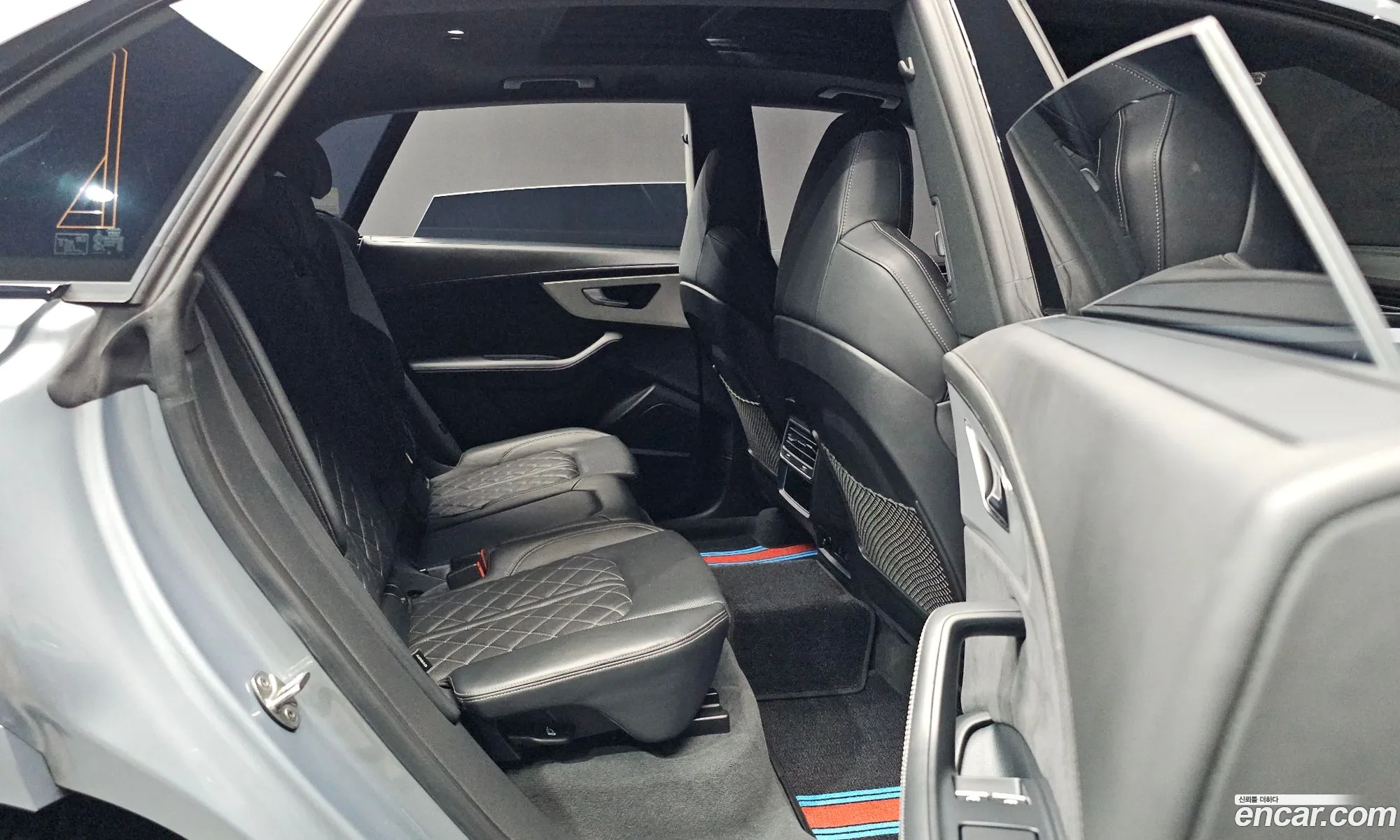 Audi Q8 2023 WAUZZZF14PD002478 — 17