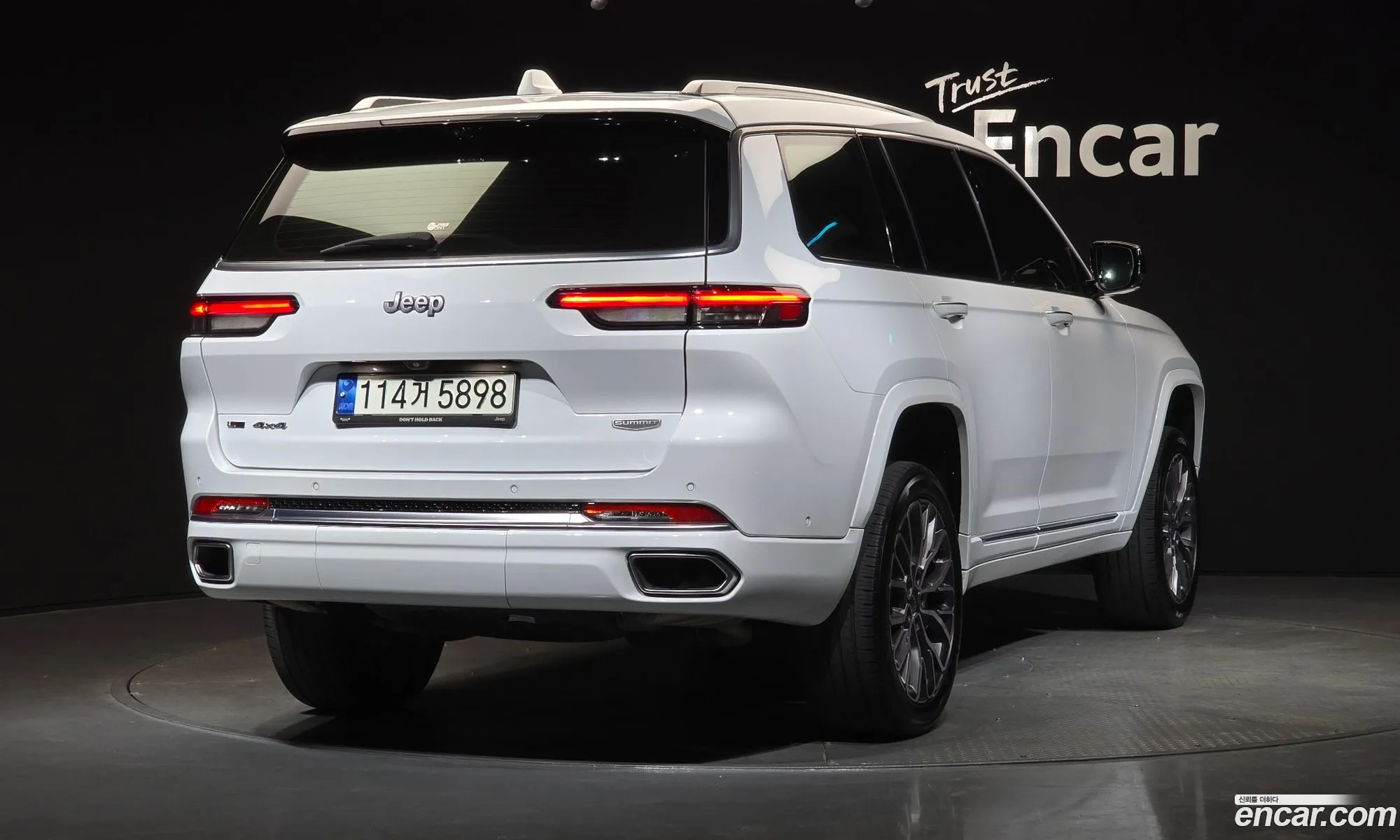 Jeep Grand Cherokee 2021 — 16
