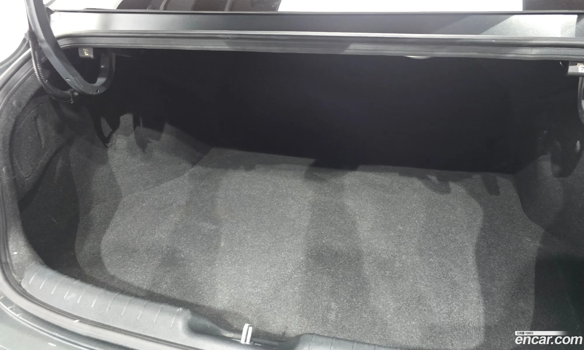 Hyundai Elantra 2020 — 17