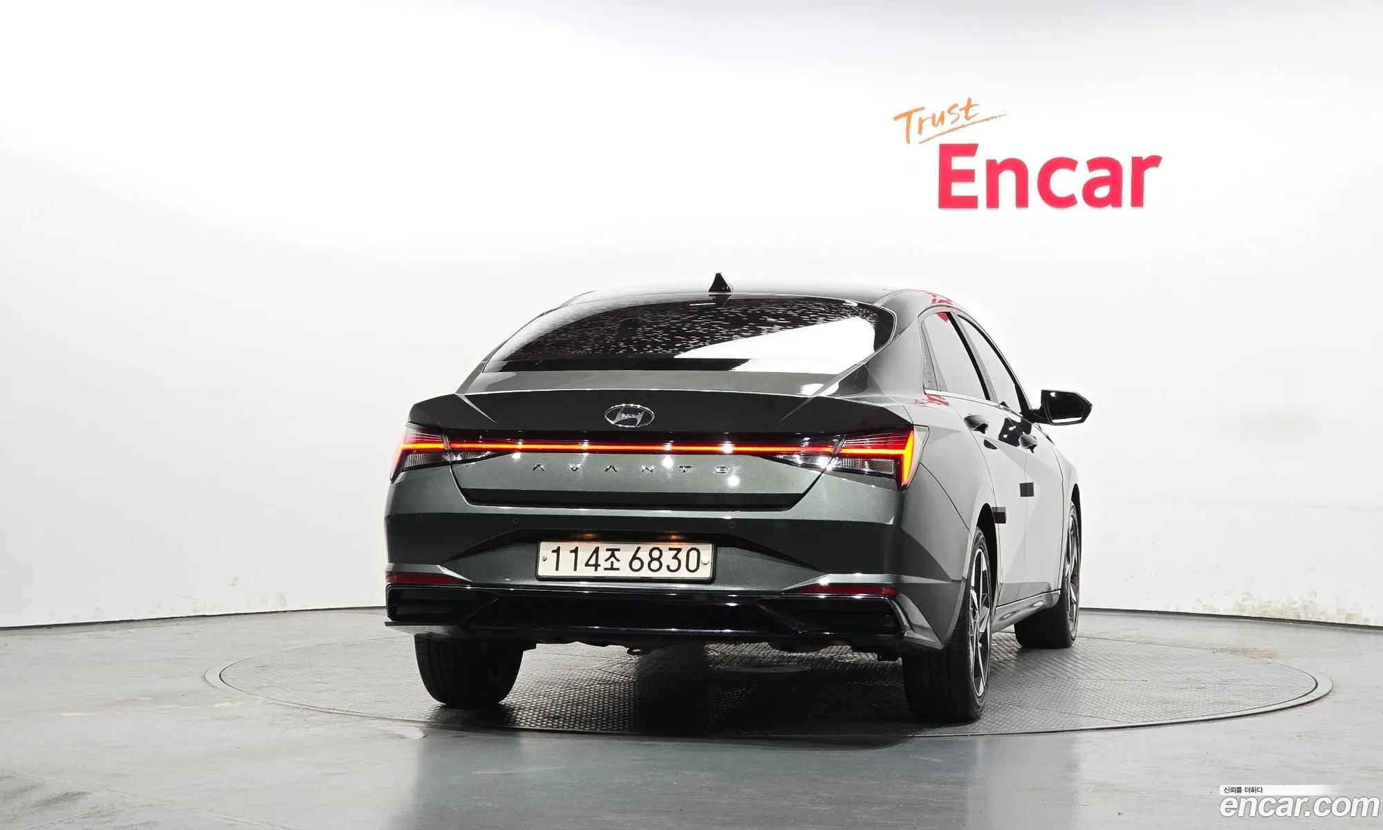 Hyundai Elantra 2020 — 12