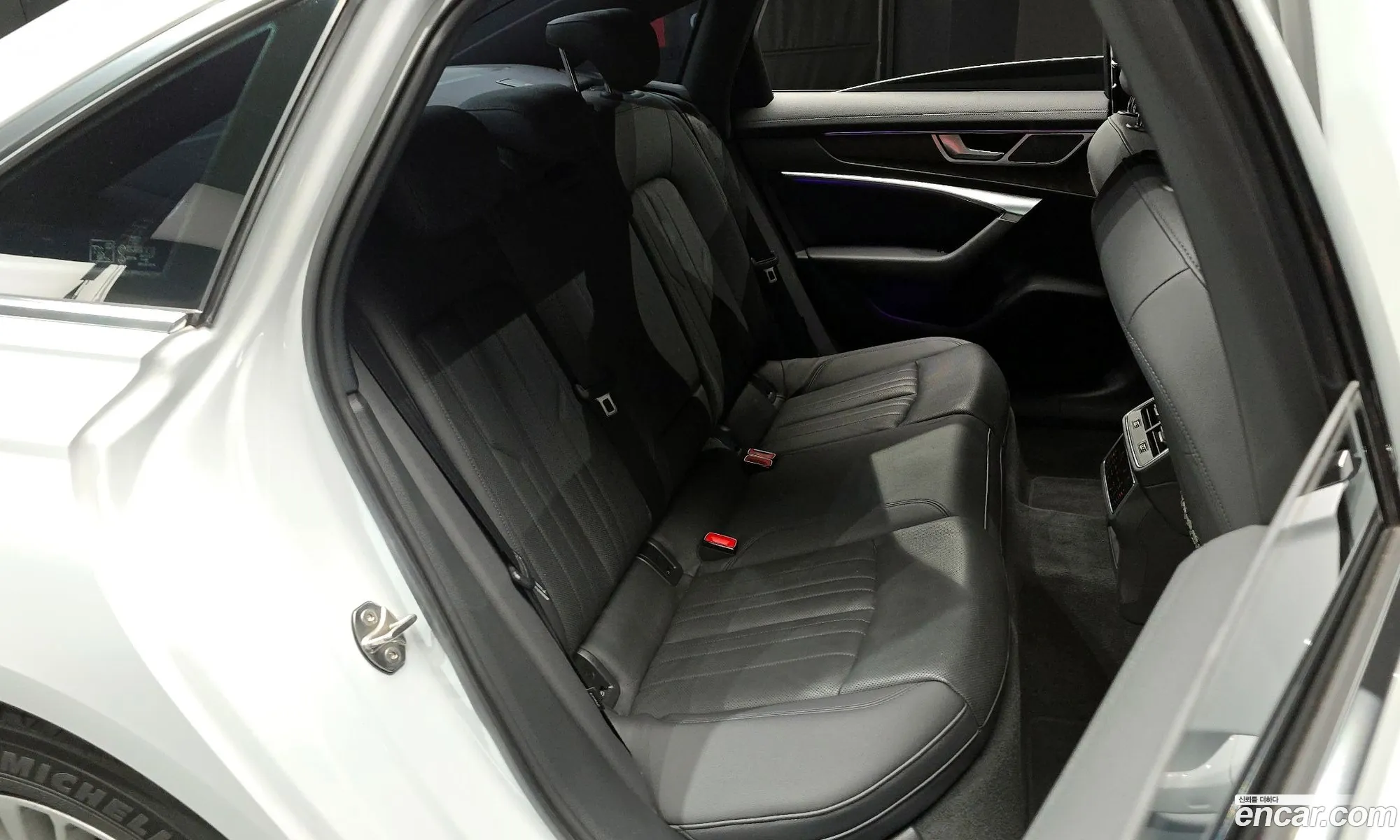 Audi A6 2019 WAUZZZF25LN010344 — 14