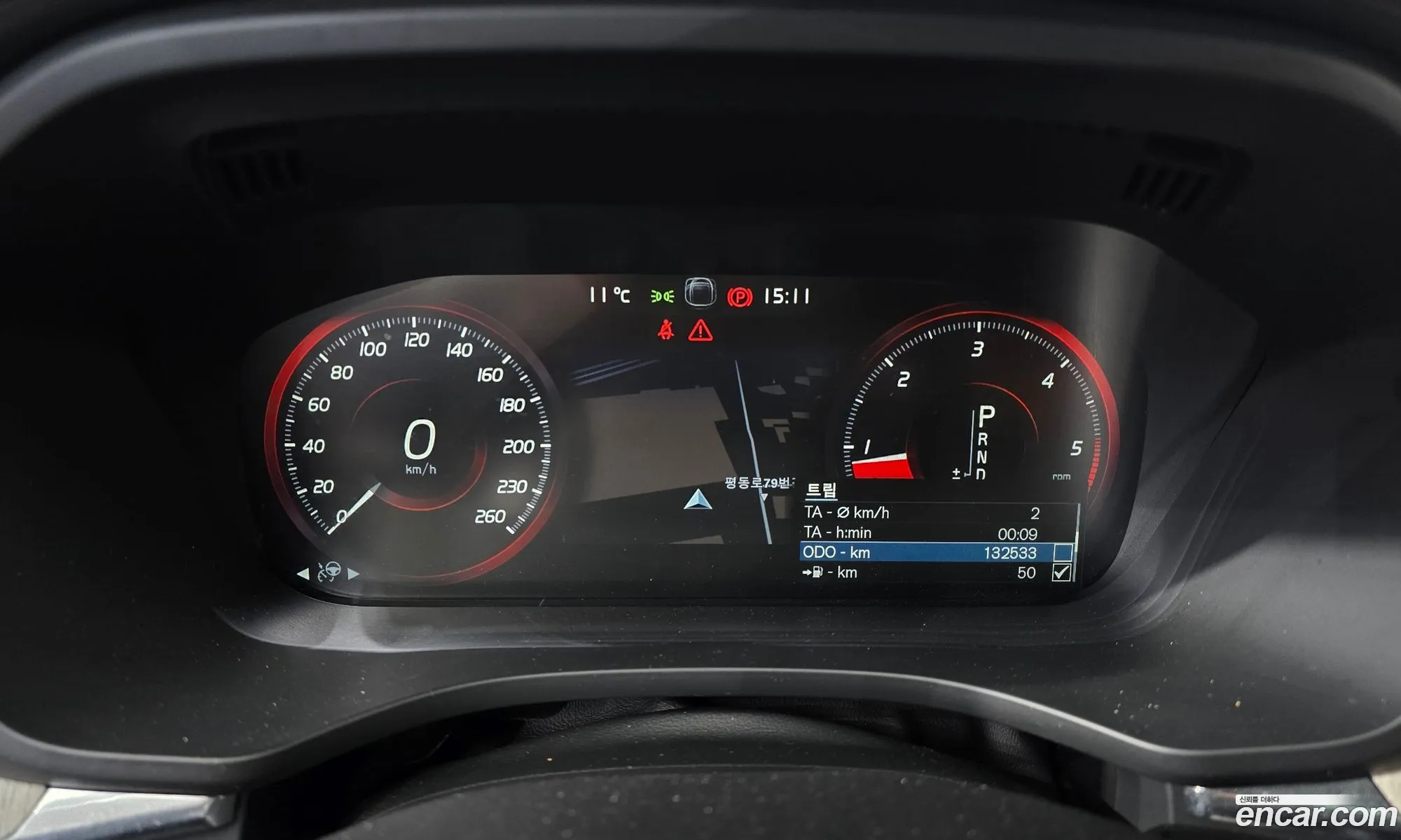 Volvo XC60 2017 YV1UZA8ACJ1012063 — 9