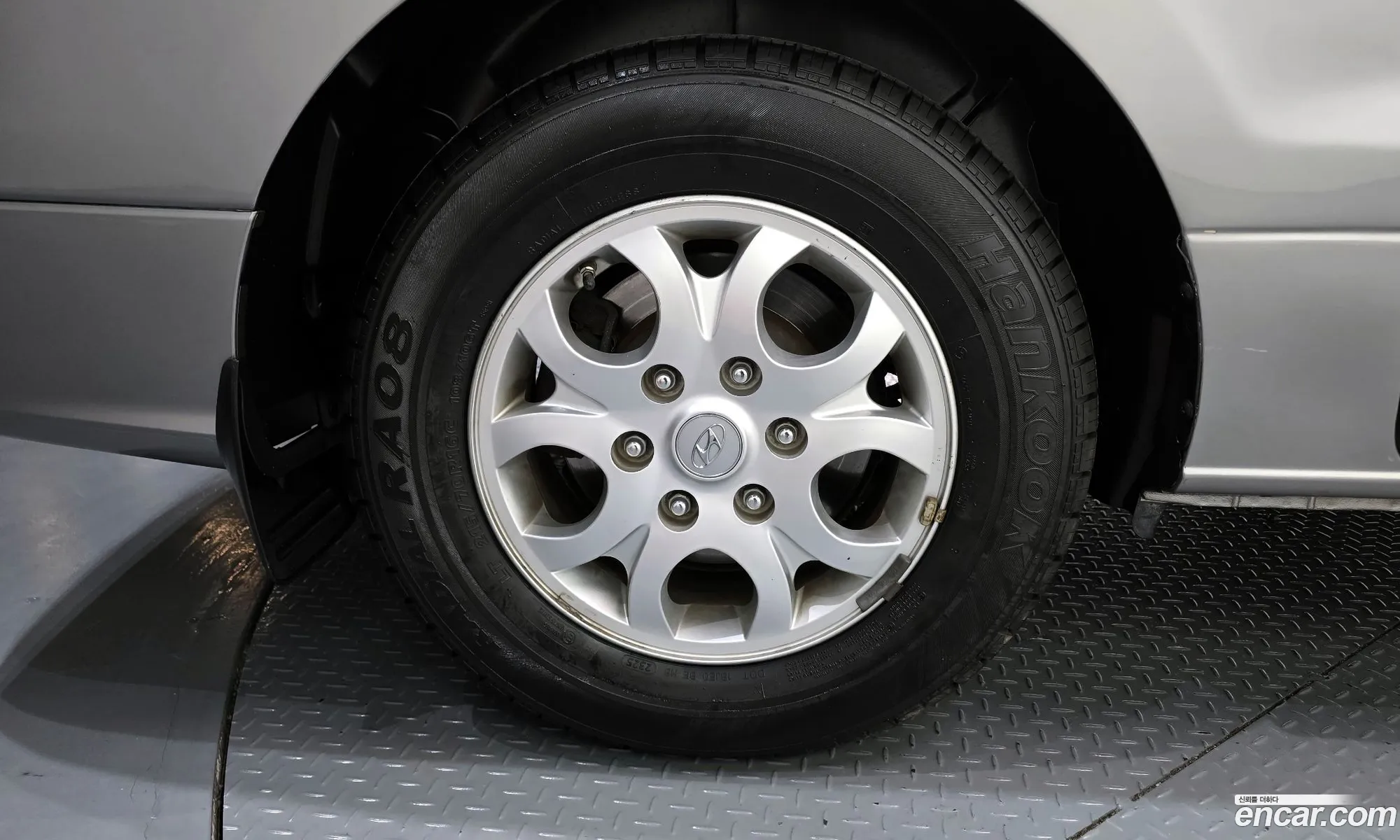 Hyundai Grand Starex 2015 — 19