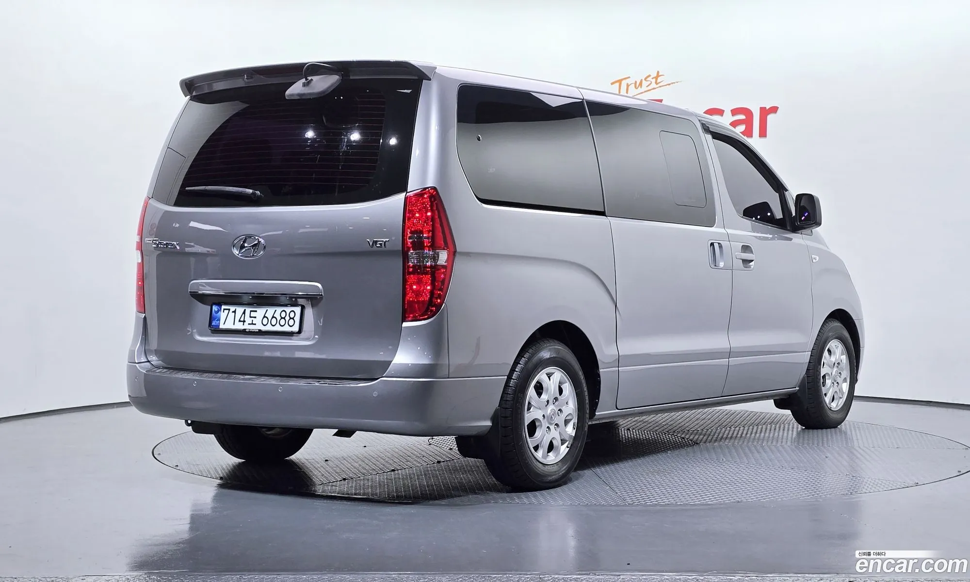Hyundai Grand Starex 2015 — 12