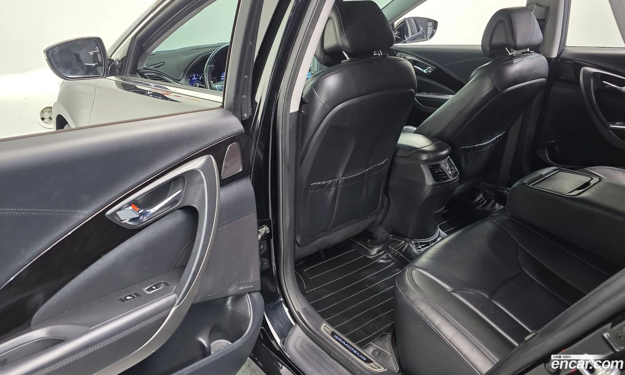 Hyundai Grandeur HG 2014 — 10