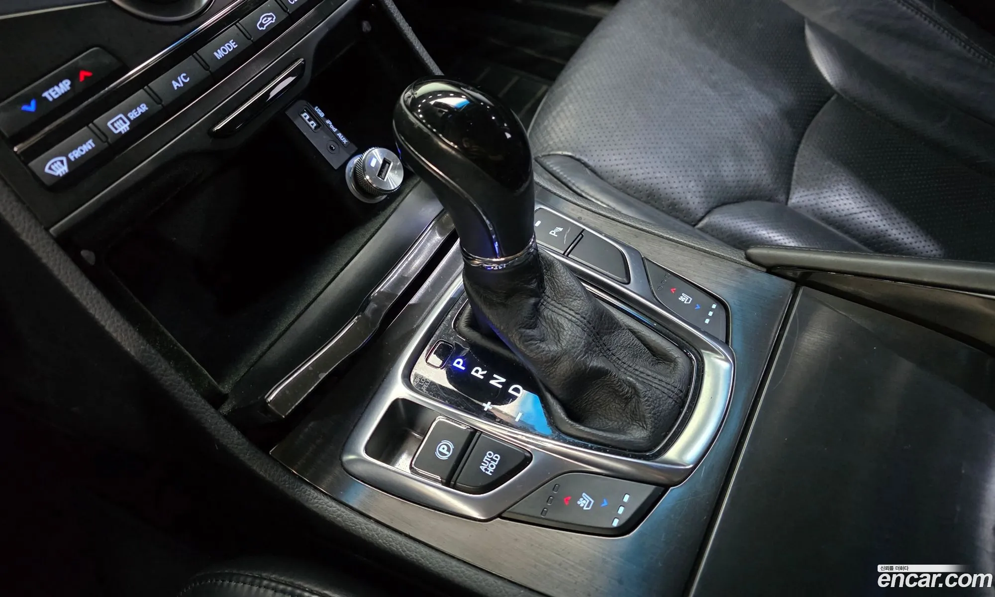 Hyundai Grandeur HG 2014 — 18