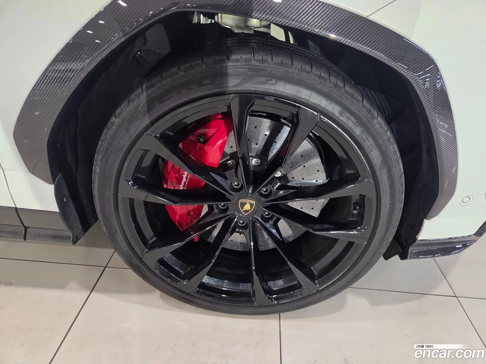 Lamborghini Urus 2020 — 10
