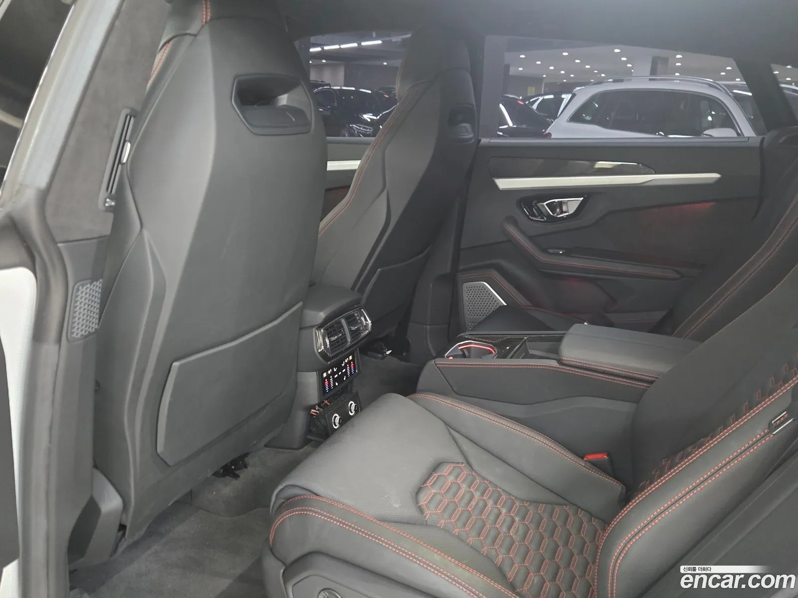Lamborghini Urus 2020 — 15