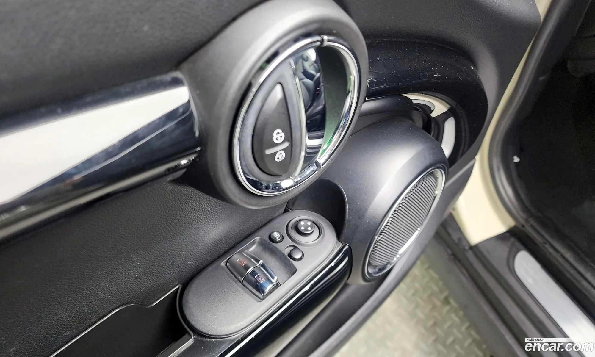 Mini Cooper S 2016 WMWXP7101G3B32002 — 18