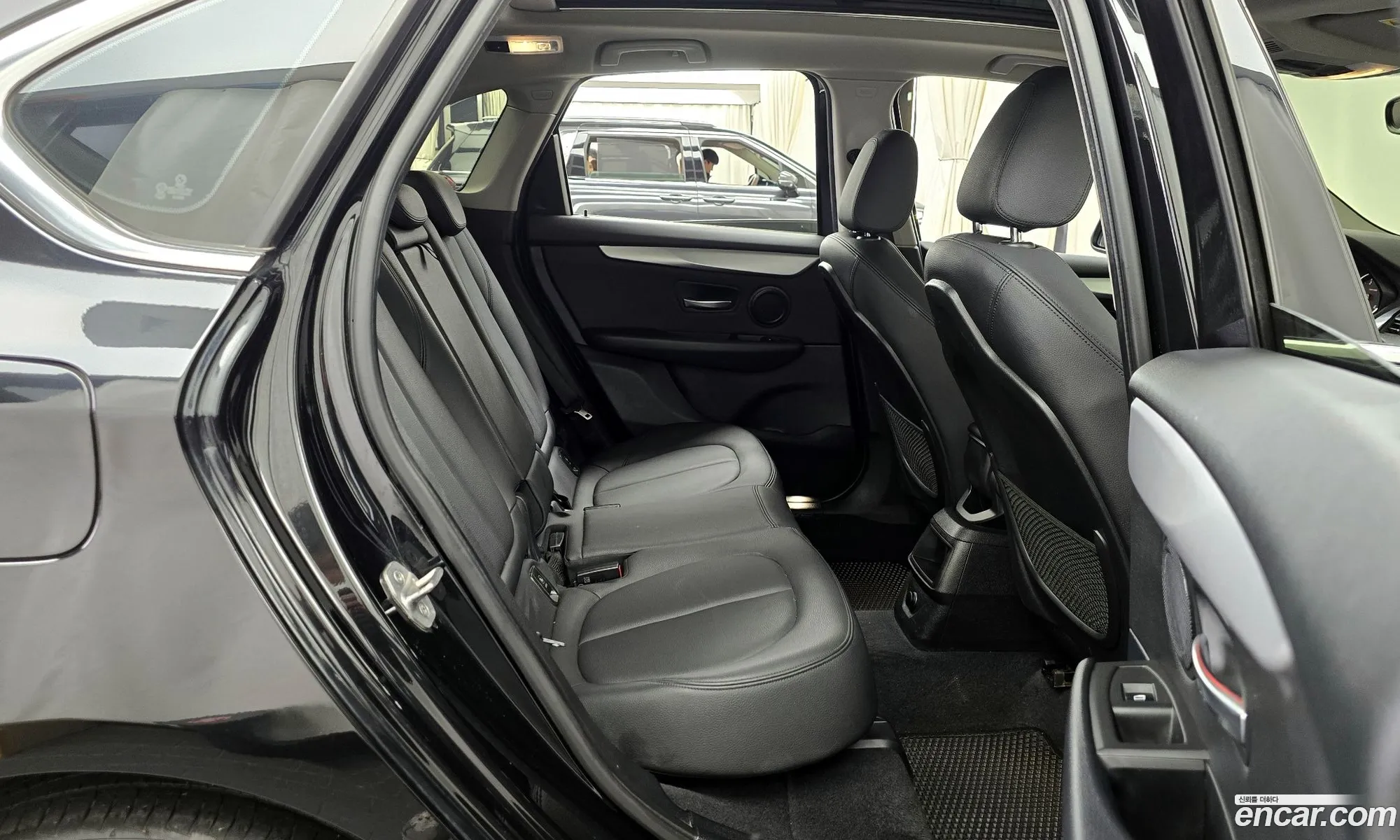 BMW 2 Series Active Tourer 2018 WBA2C1107J7A35583 — 4