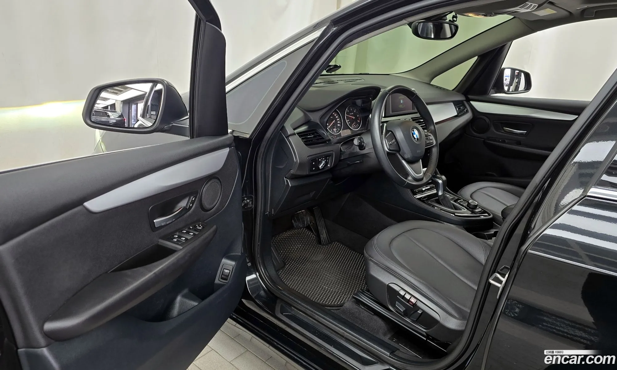 BMW 2 Series Active Tourer 2018 WBA2C1107J7A35583 — 14