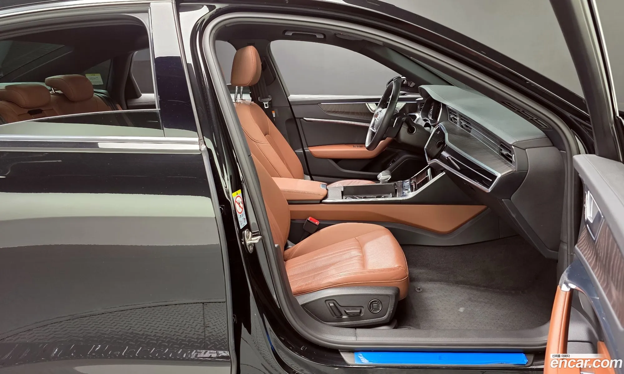 Audi A6 2021 WAUZZZF22NN006397 — 9