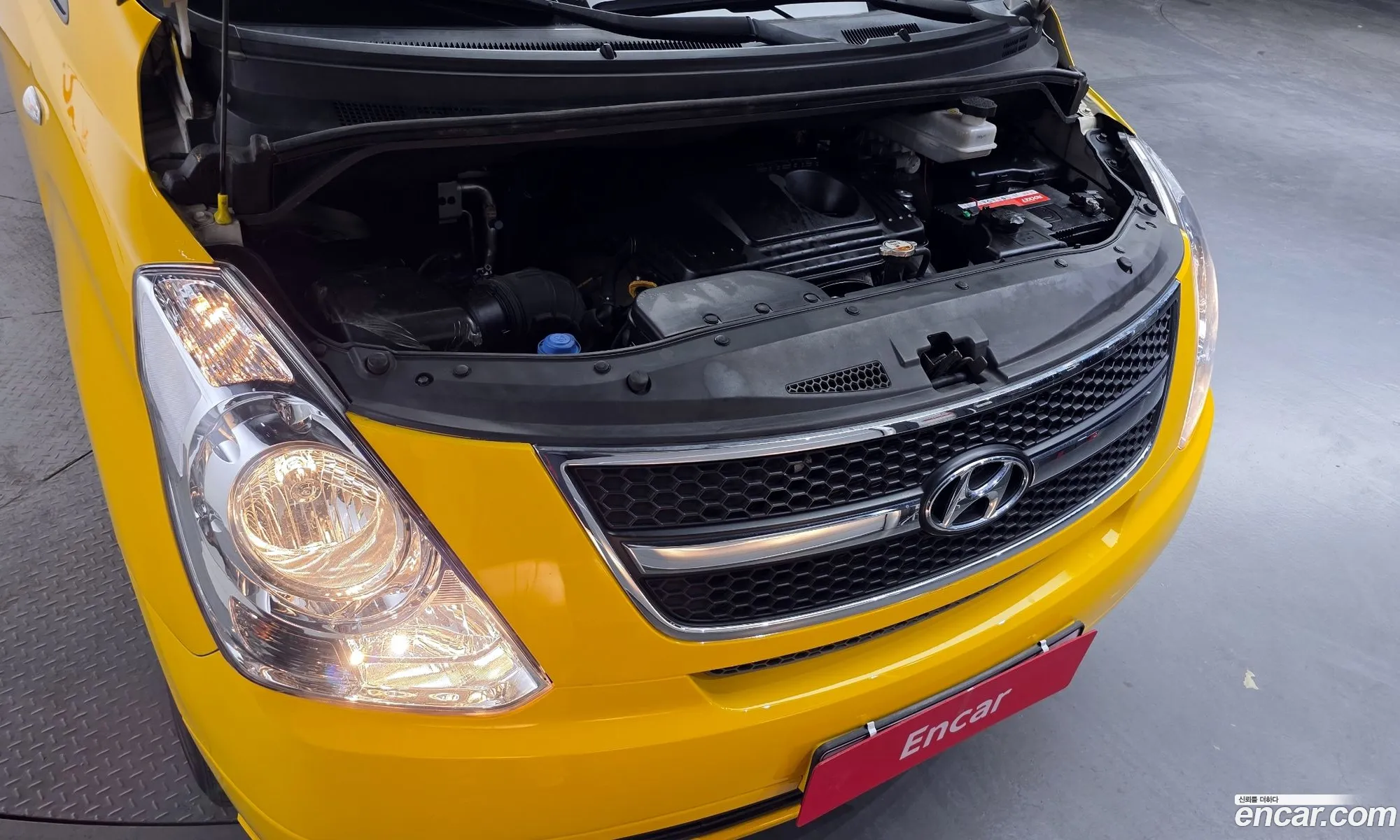Hyundai Grand Starex 2014 — 20