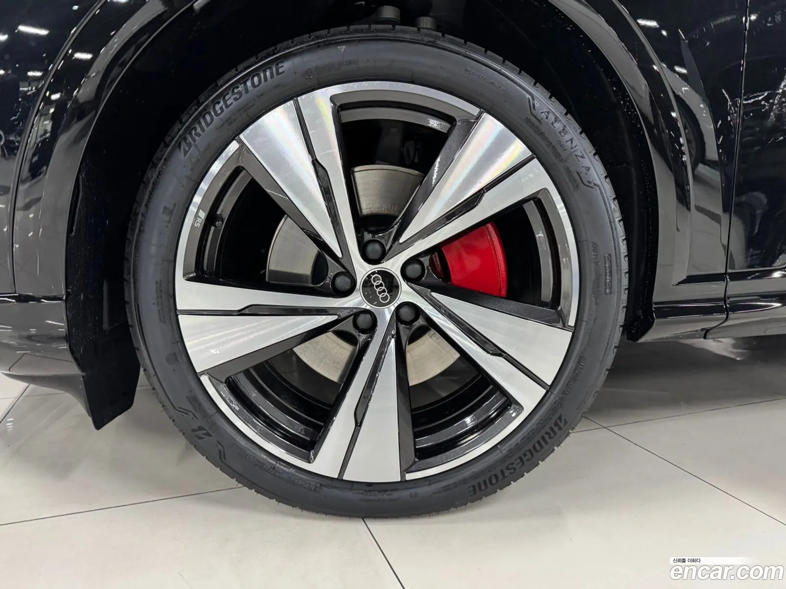 Audi Q5 2025 — 3