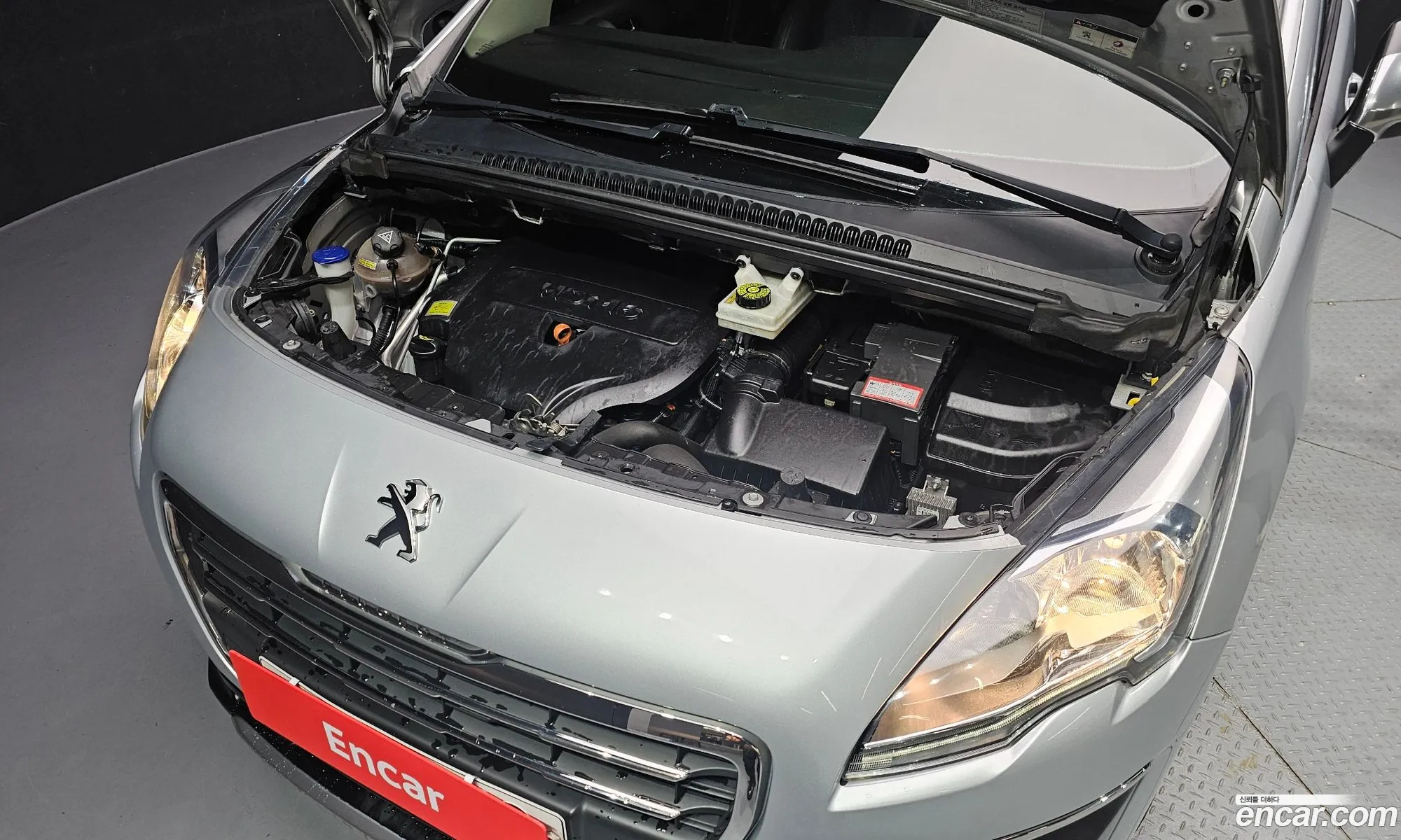 Peugeot 3008 2014 VF30URHHAFS003027 — 2