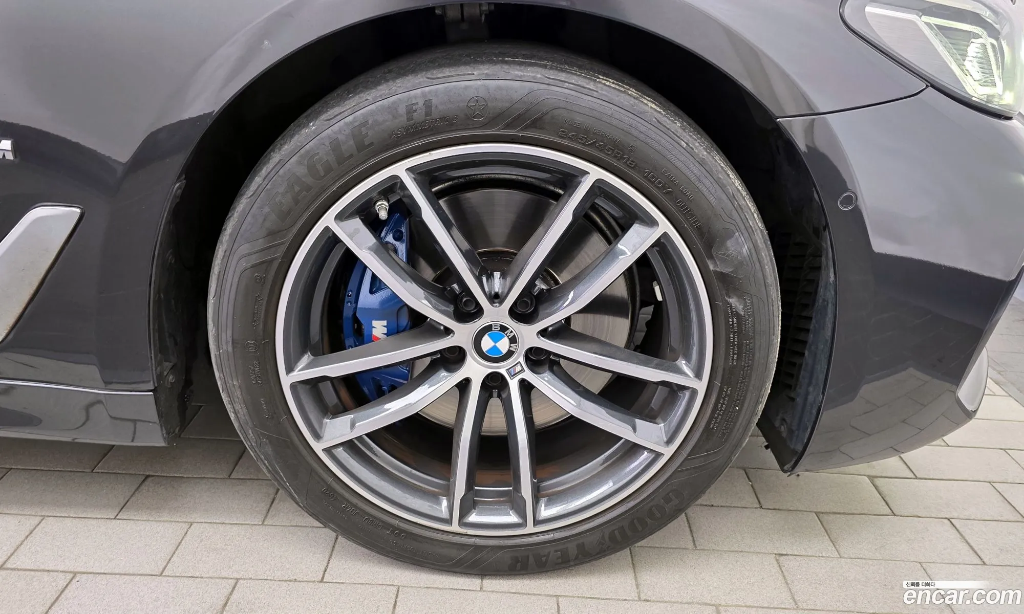 BMW 5 Series 2021 — 12