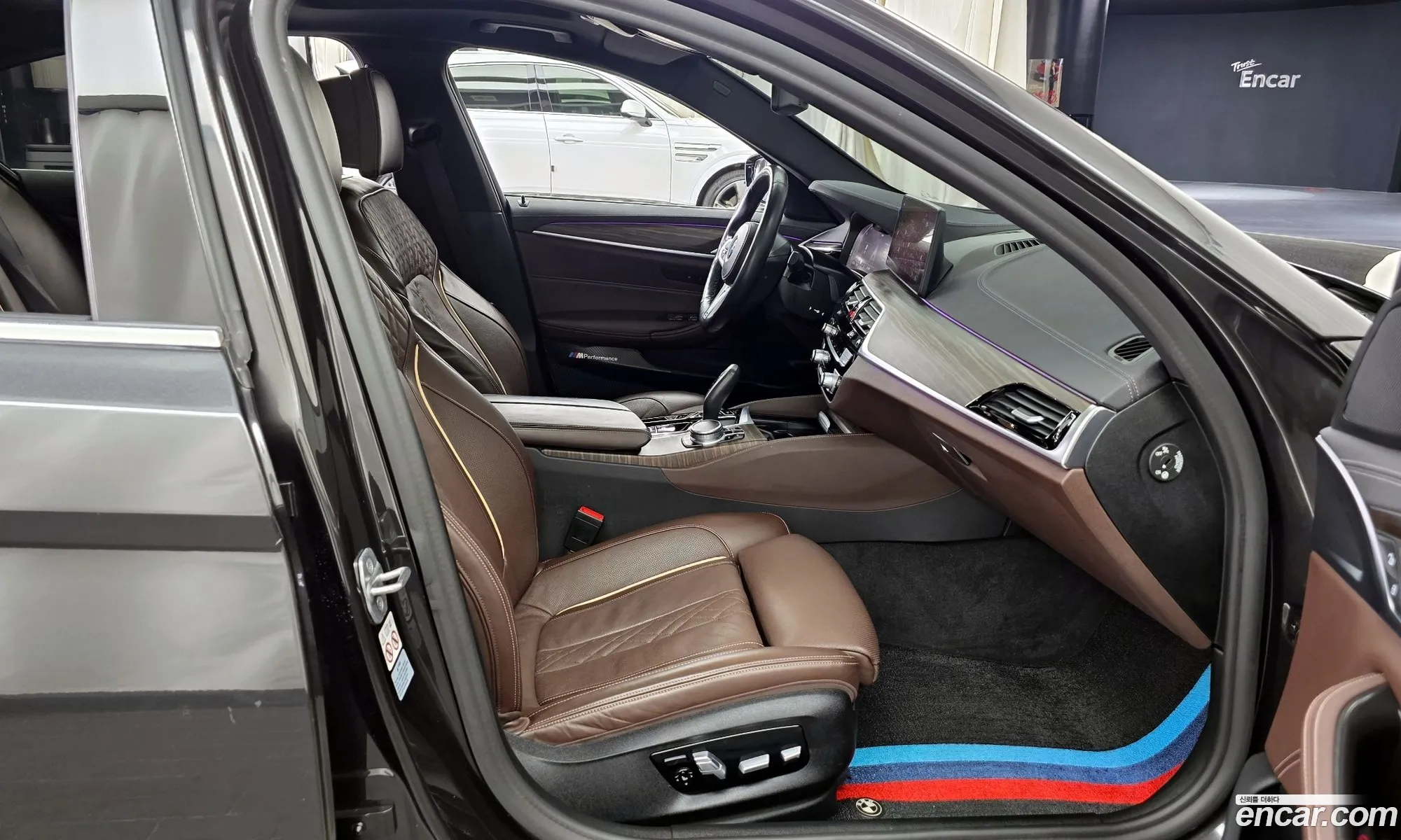 BMW 5 Series 2021 — 10
