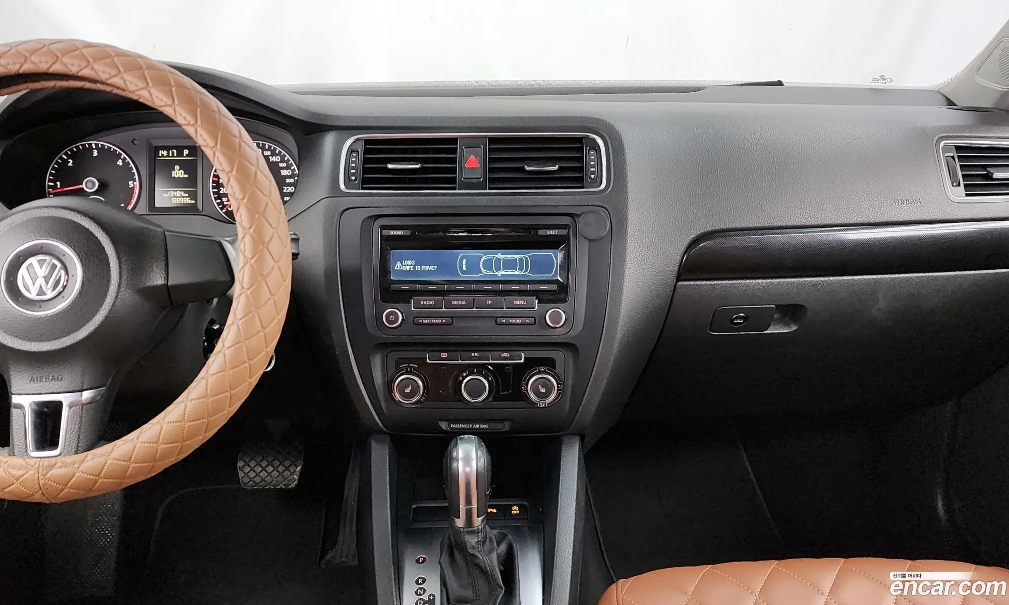 Volkswagen Jetta 2014 — 3