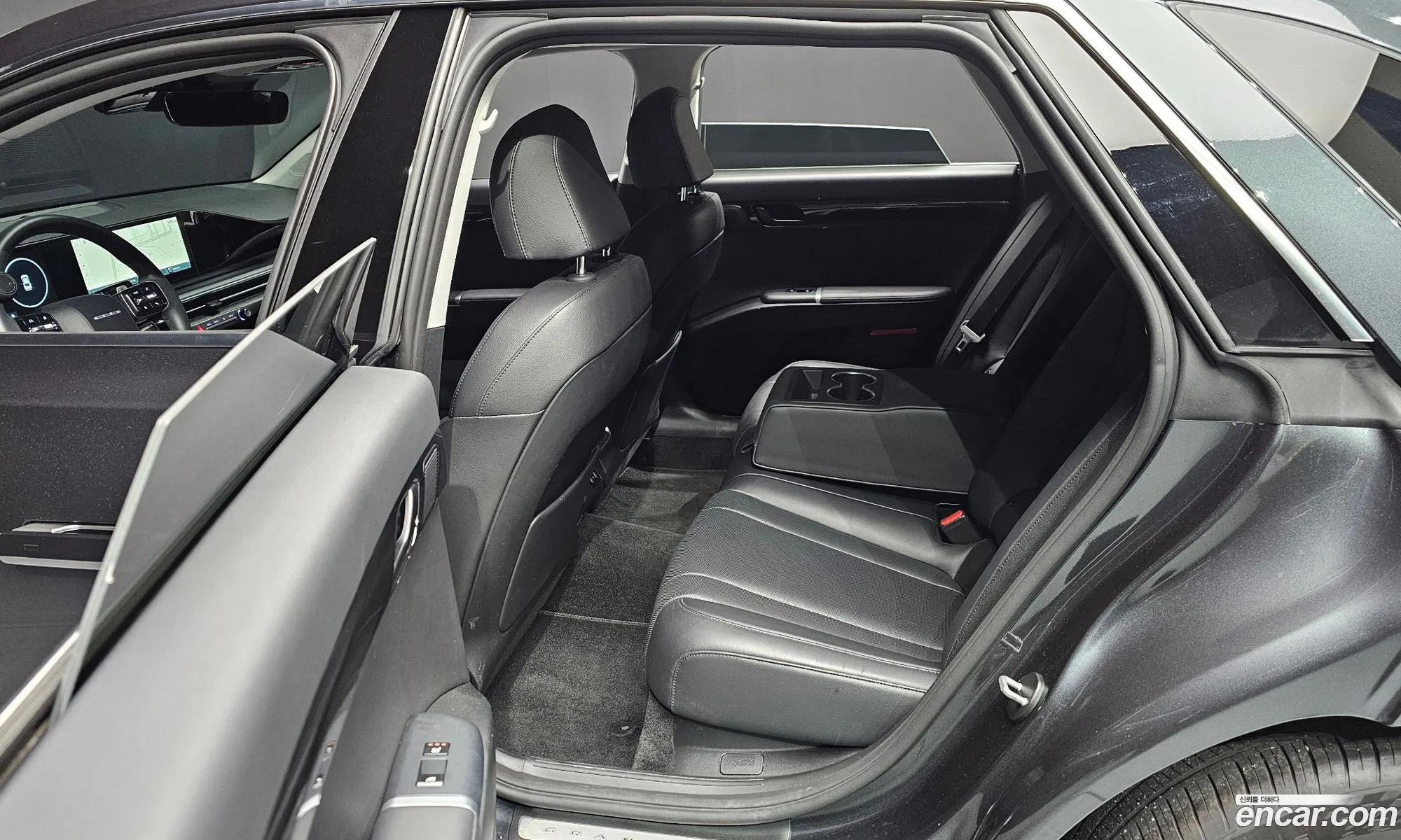 Hyundai Grandeur 2023 — 2