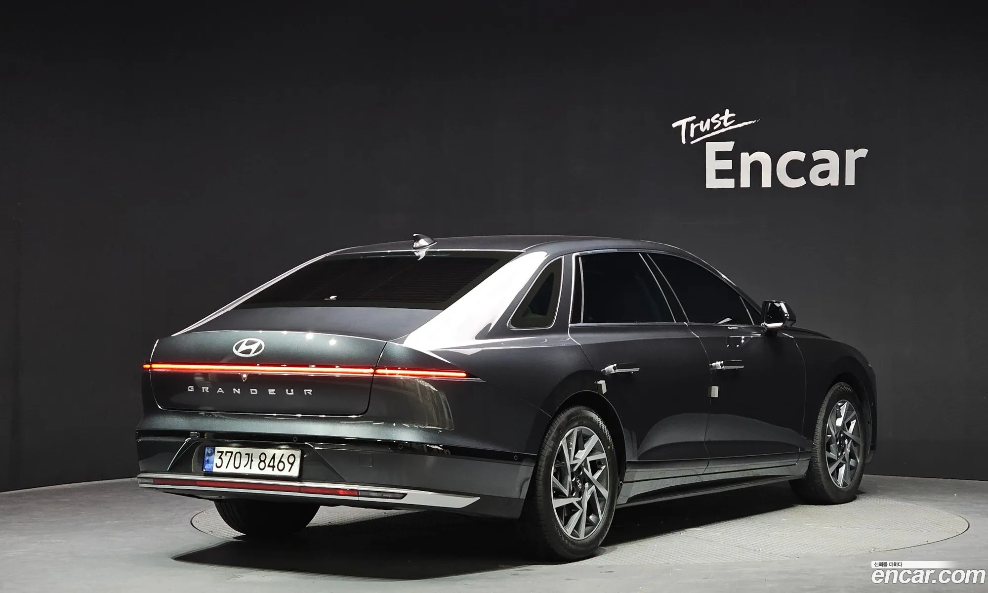 Hyundai Grandeur 2023 — 7