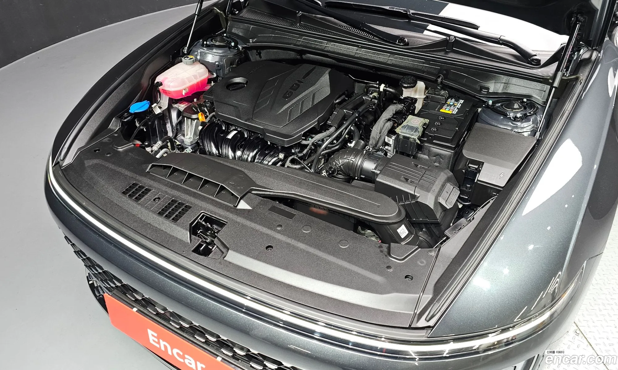 Hyundai Grandeur 2023 — 18