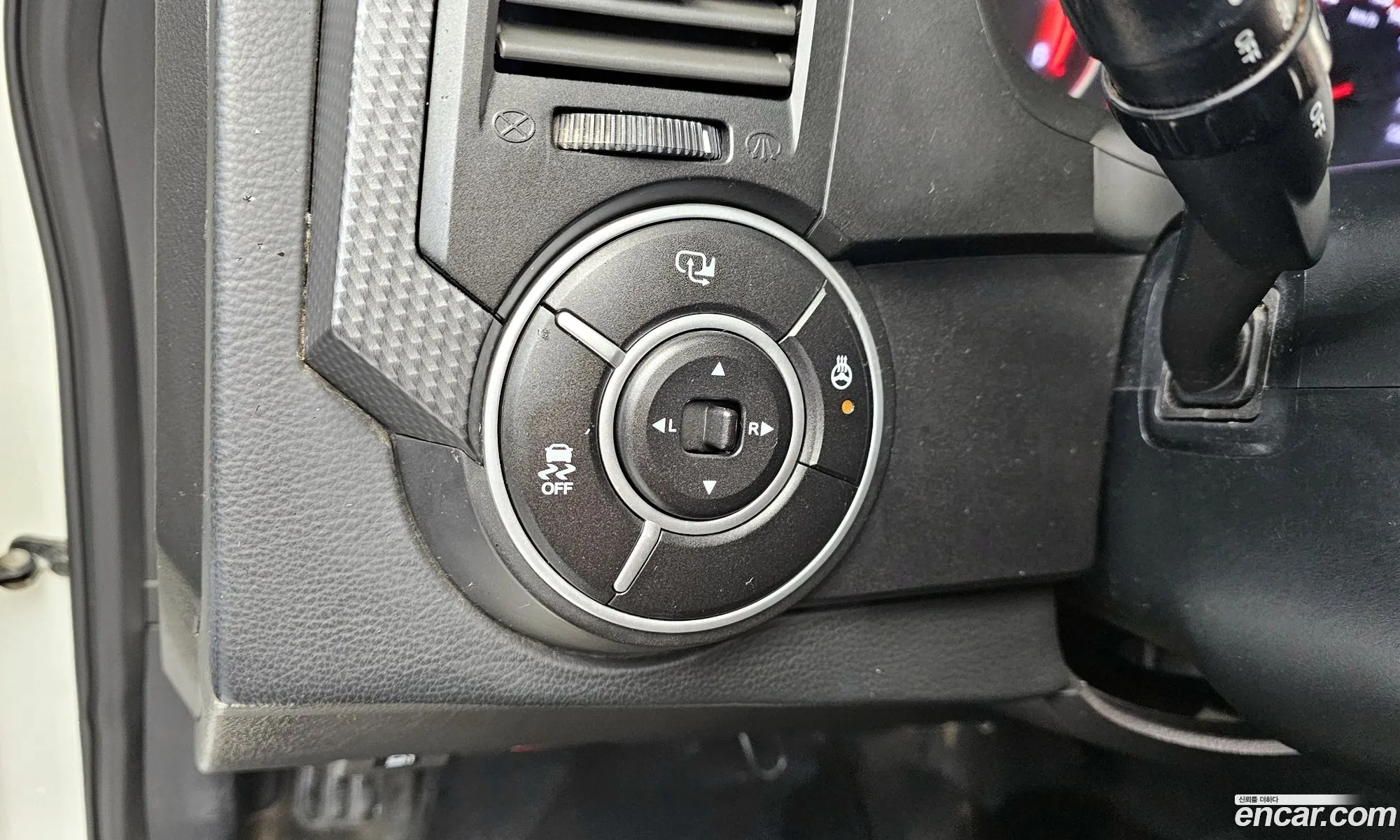 KG Mobility (SsangYong) Korando Sports 2015 — 17