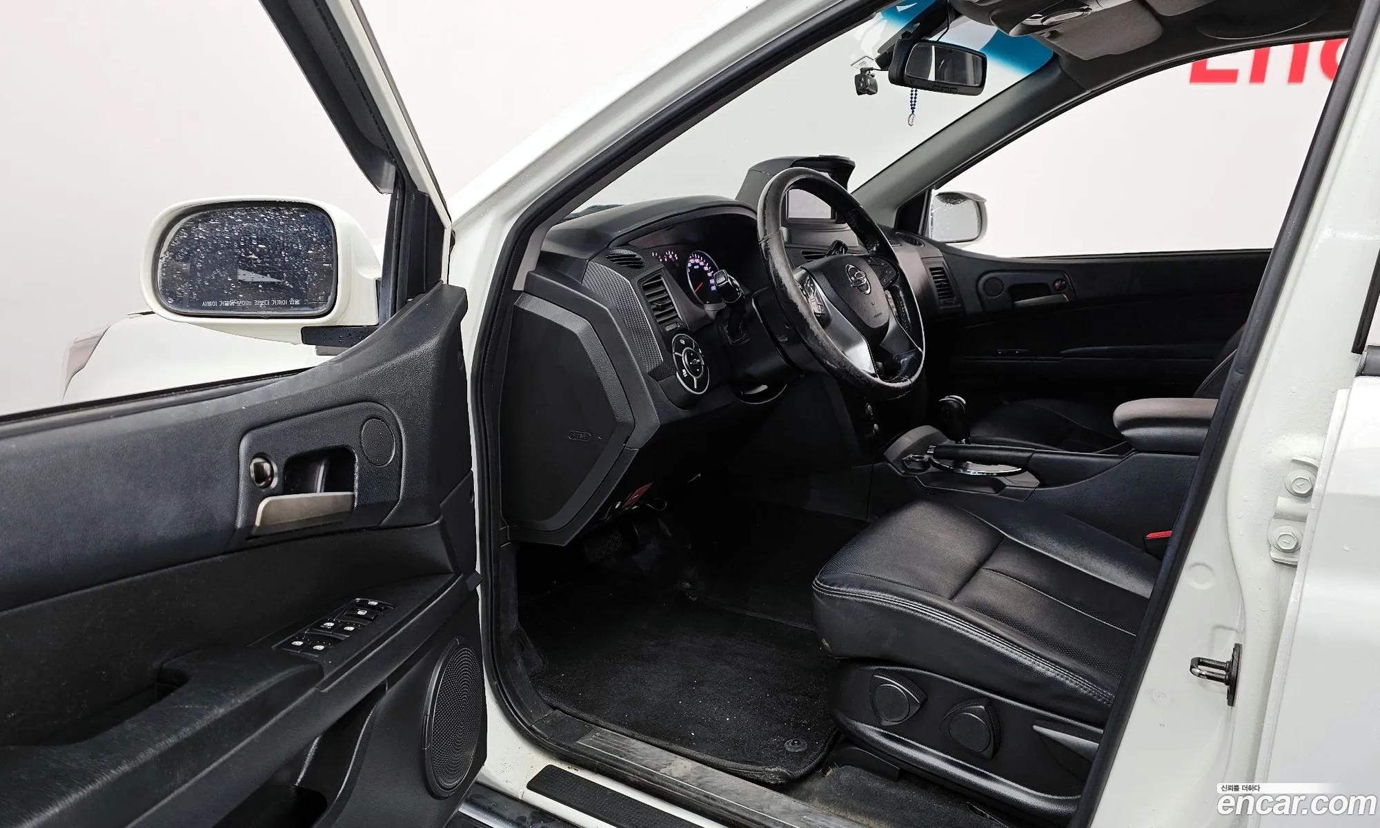 KG Mobility (SsangYong) Korando Sports 2015 — 12