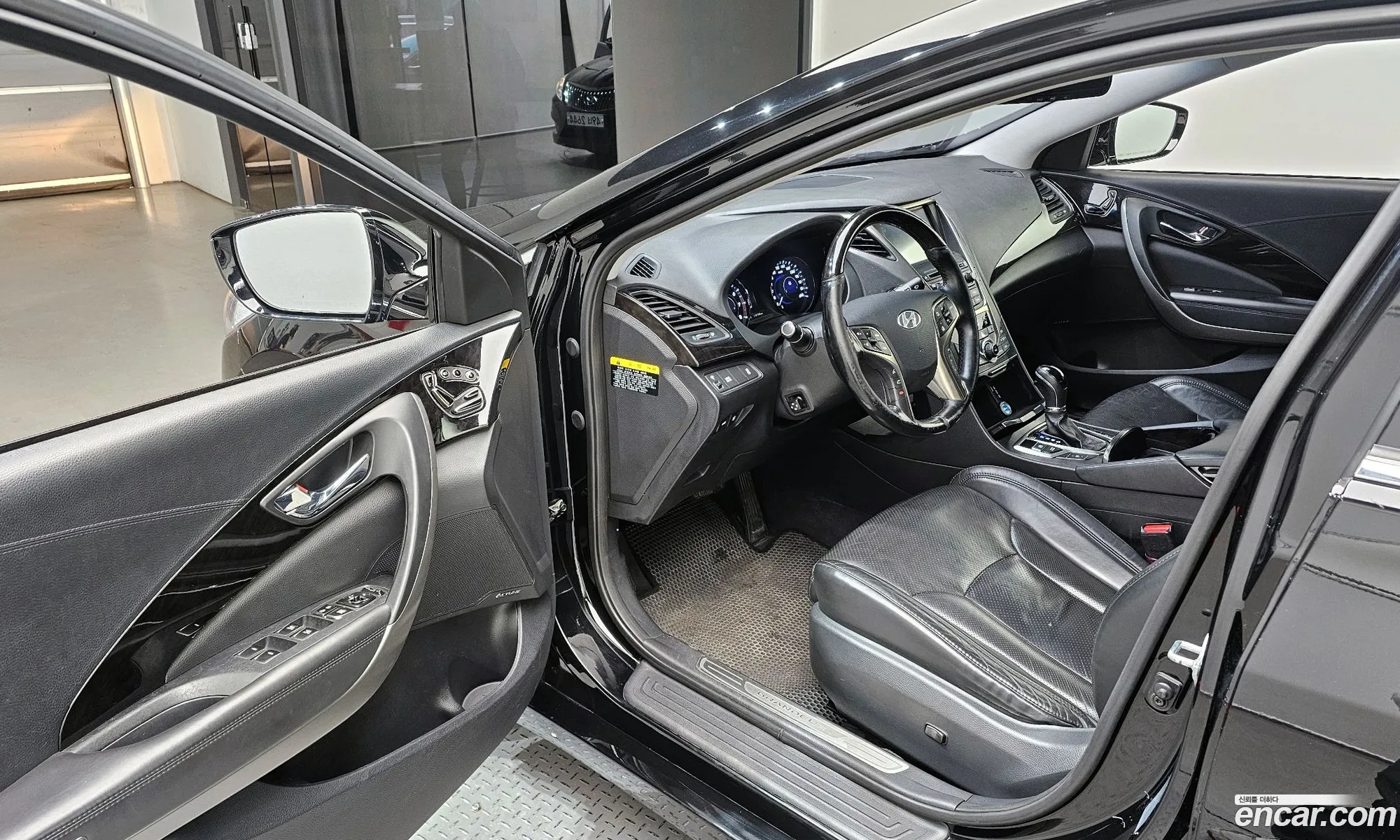 Hyundai Grandeur HG 2013 — 8