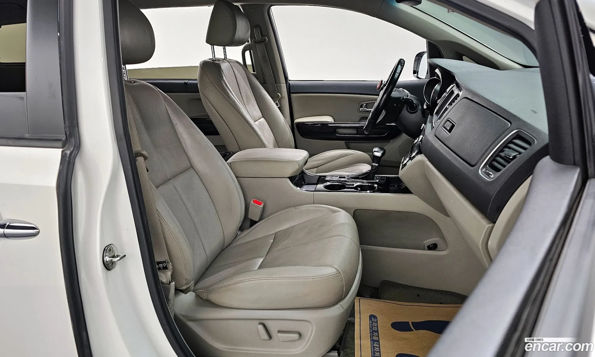 Kia Carnival 2018 — 9