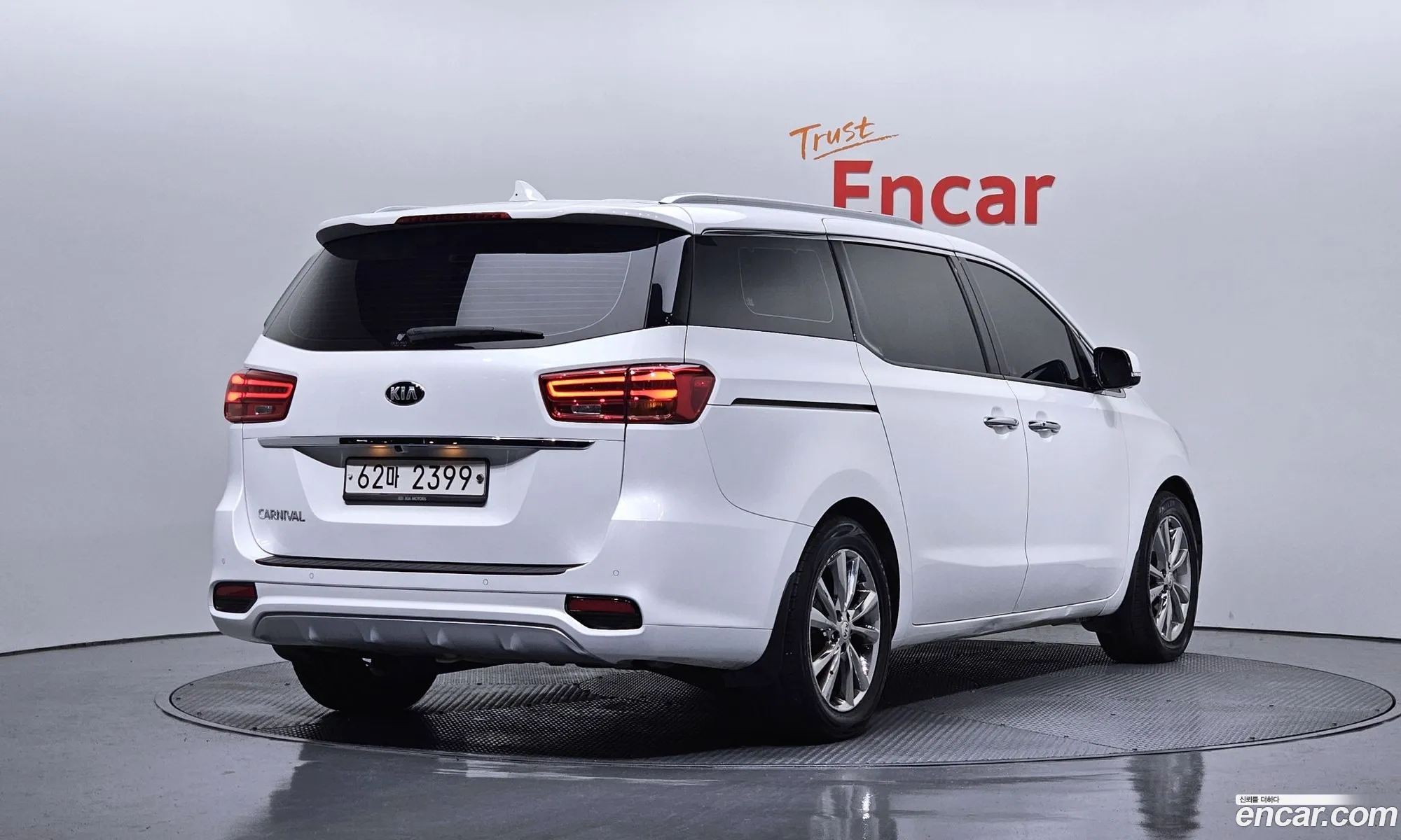 Kia Carnival 2018 — 18