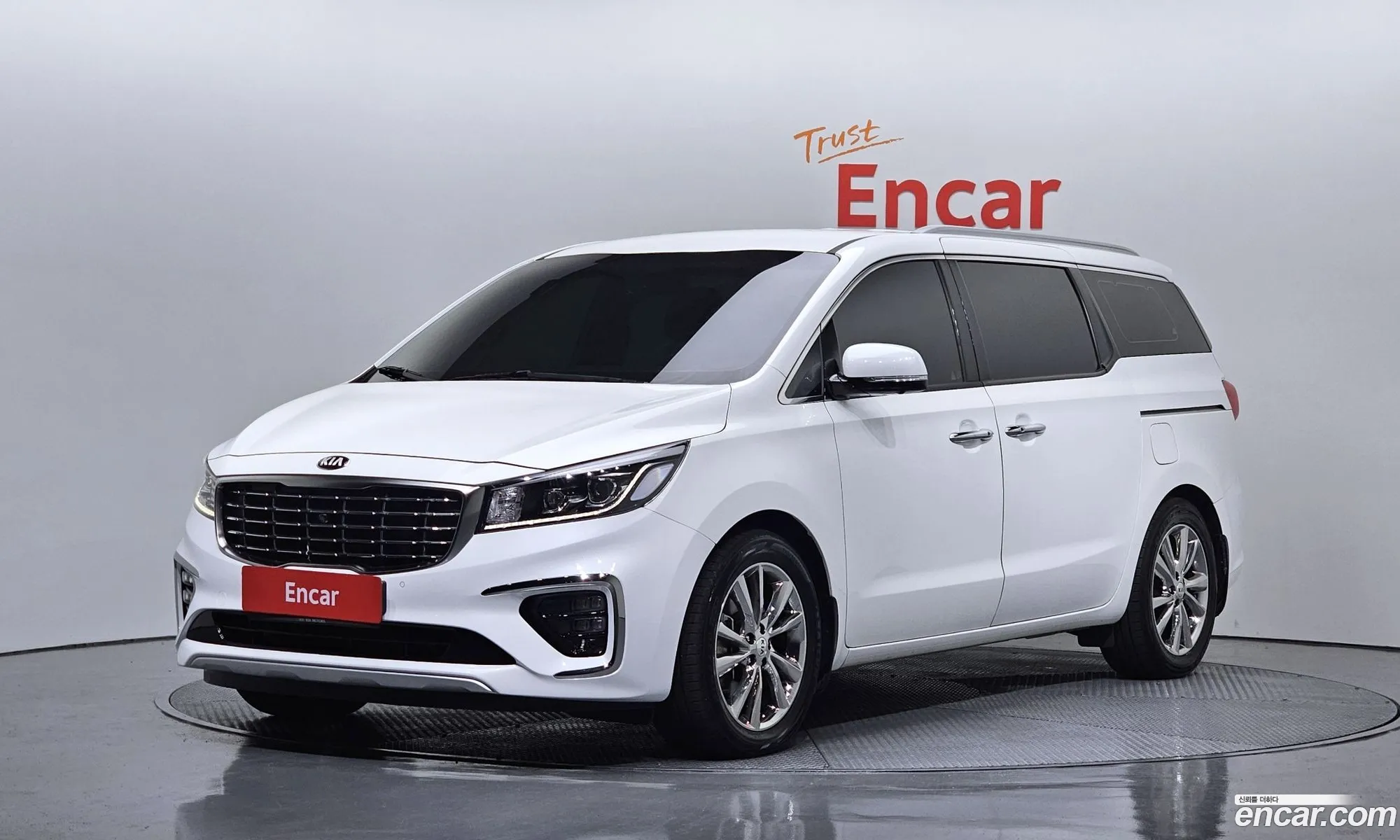 Kia Carnival 2018 — 2