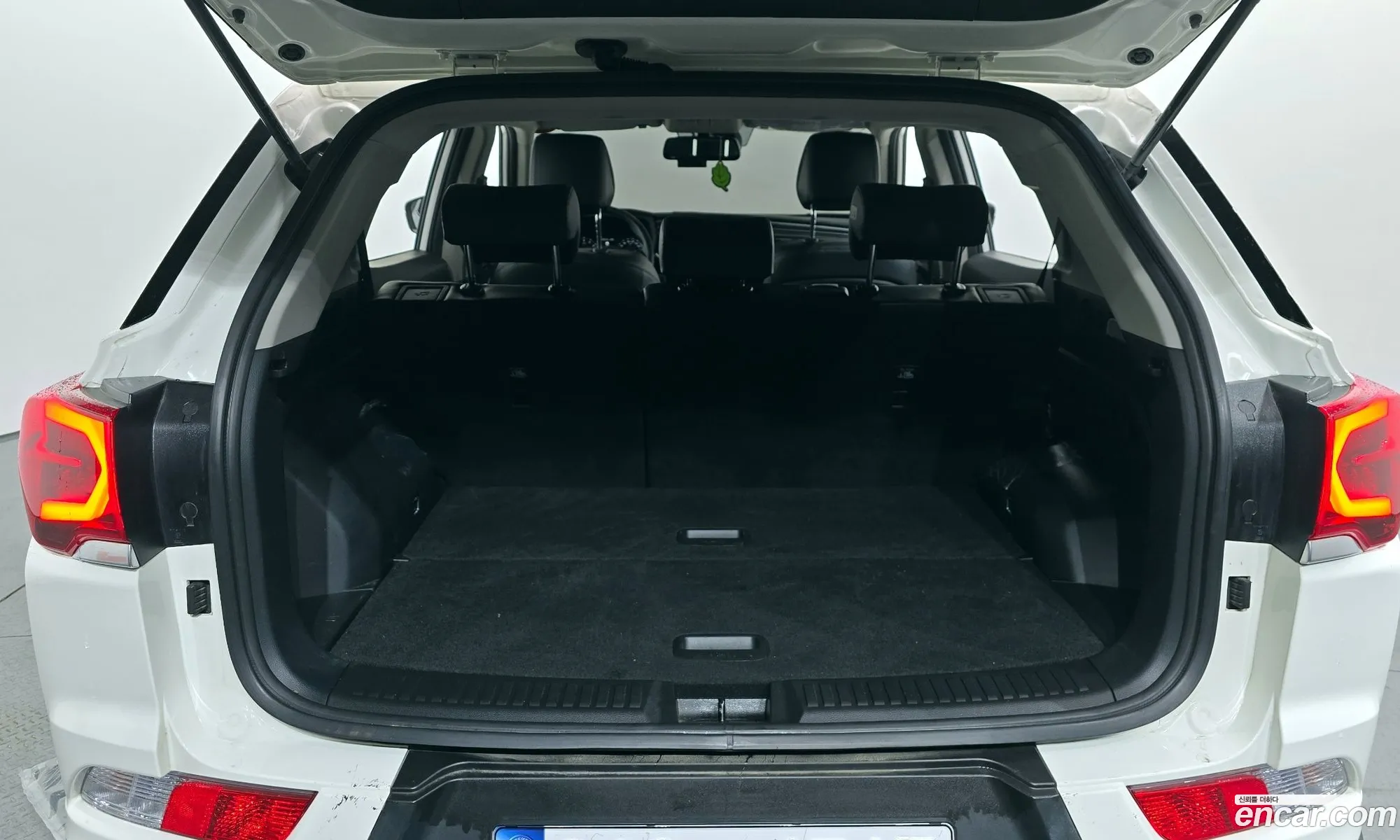 KG Mobility (SsangYong) Beautiful Korando 2024 — 8