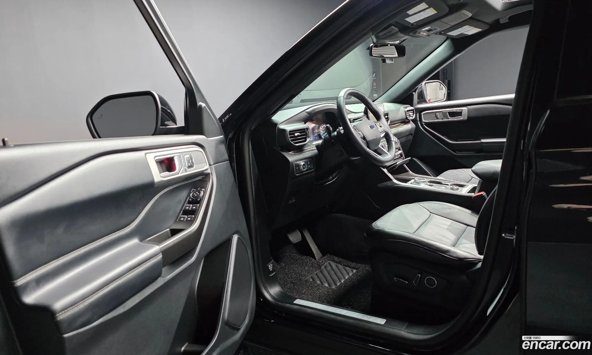 Ford Explorer 6th Gen 2020 1FMSK8FH4LGB58752 — 12