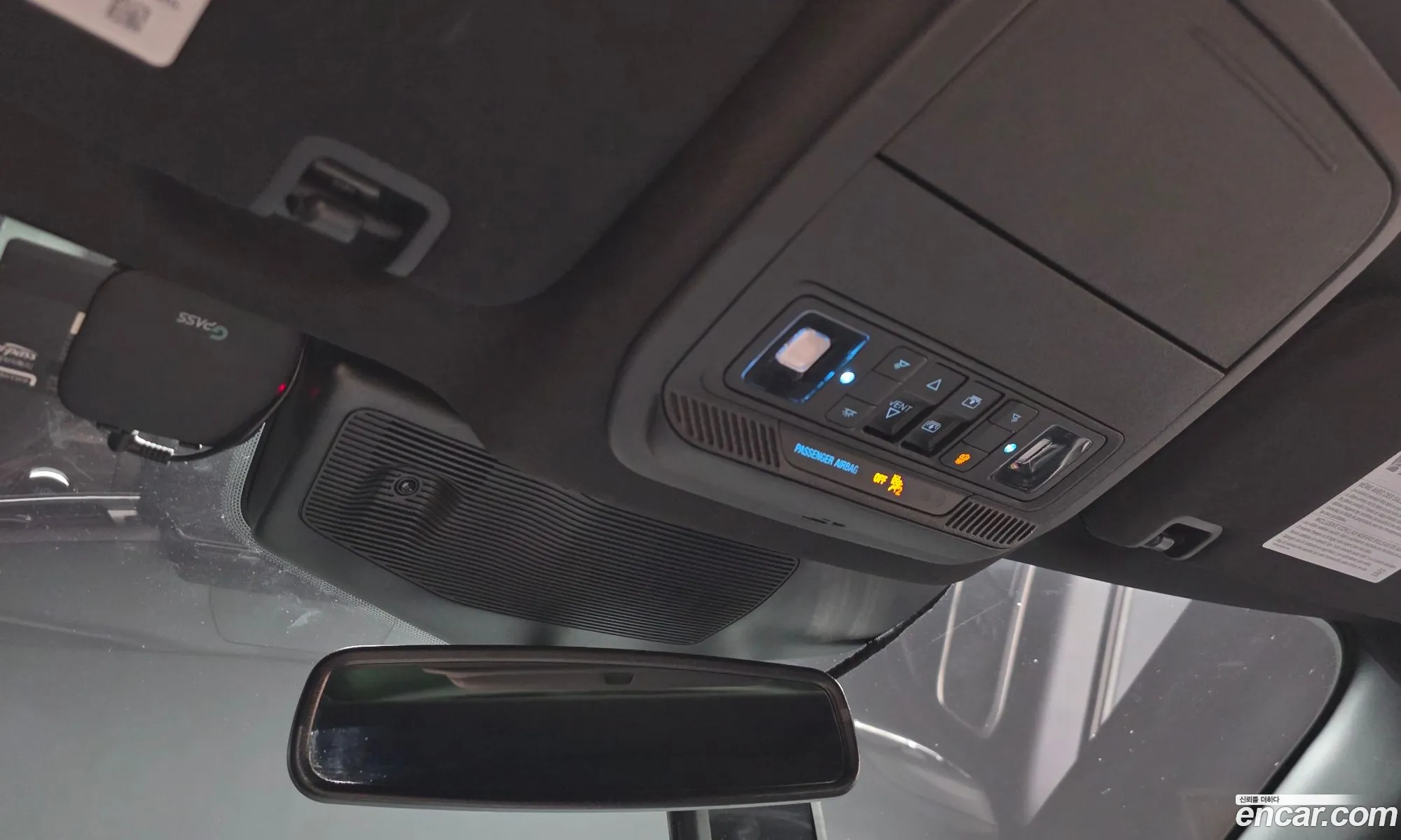 Ford Explorer 6th Gen 2020 1FMSK8FH4LGB58752 — 17