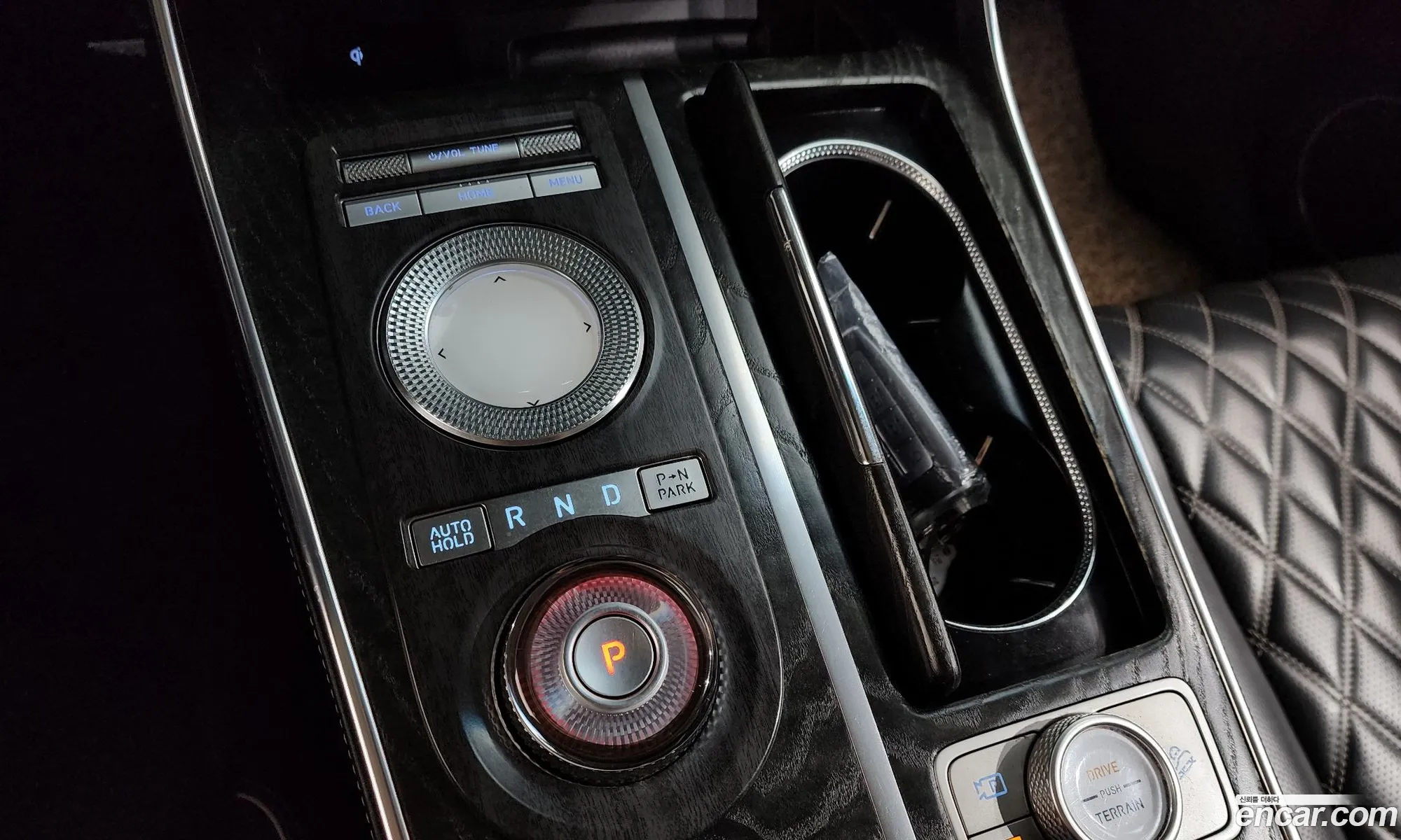 Genesis GV80 2022 — 14