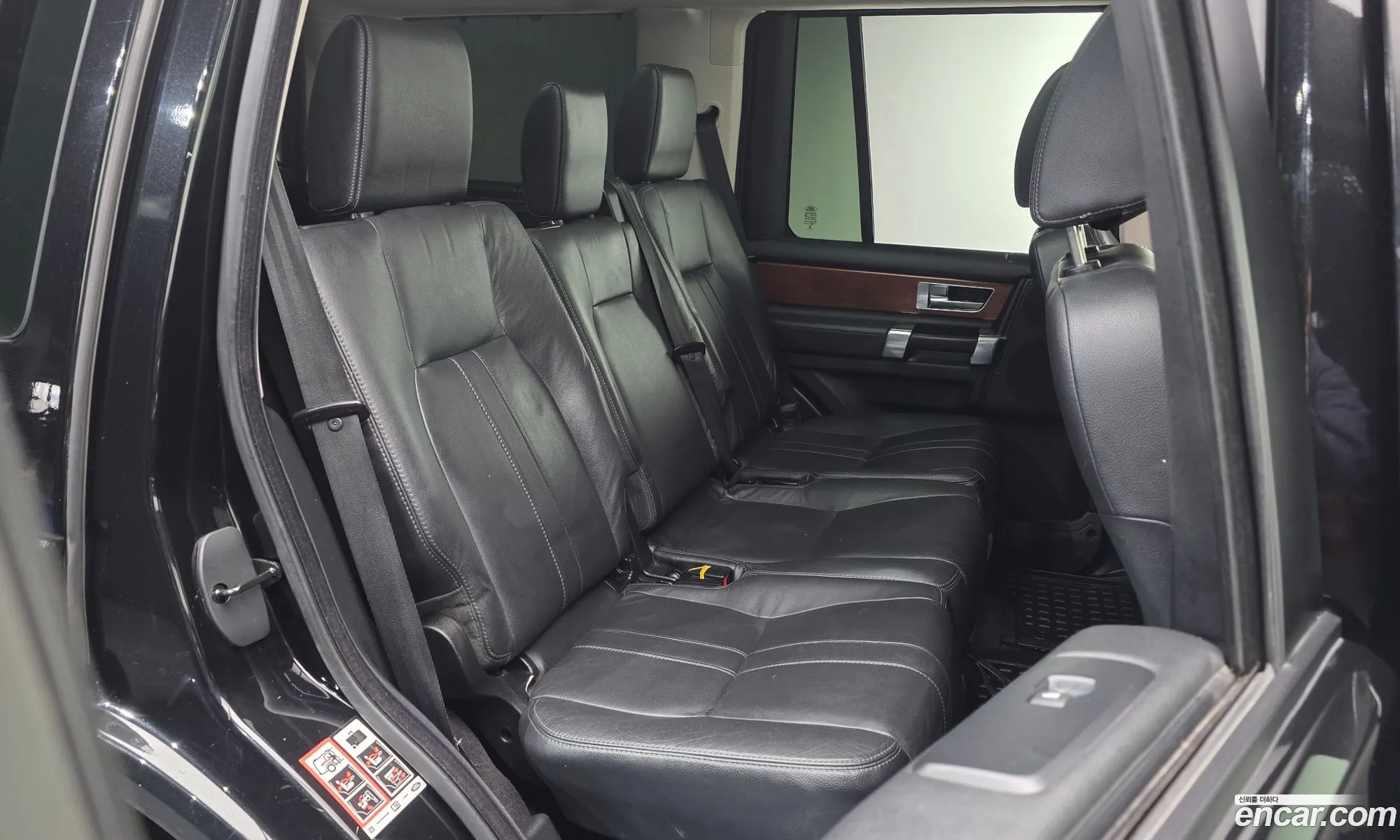 Land Rover Discovery 4 2013 SALLAAAG6DA689134 — 8