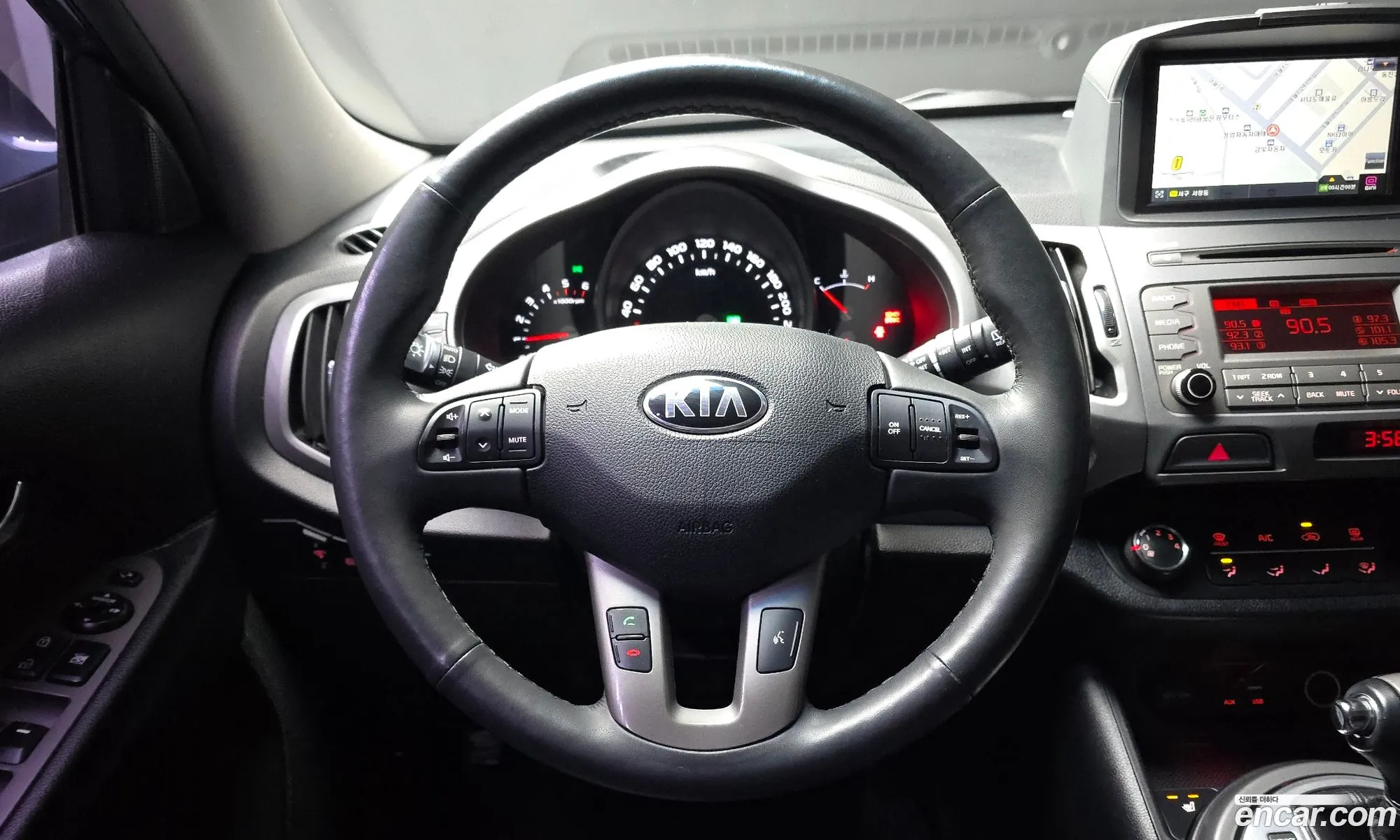 Kia Sportage R 2014 — 12