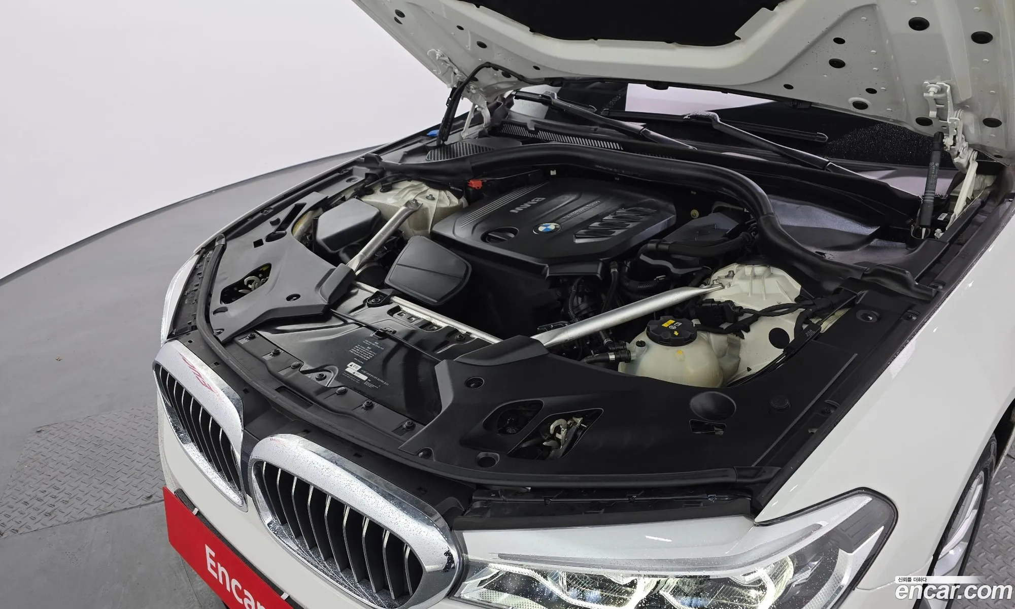 BMW 5 Series 2018 WBAJC5105JG861963 — 6