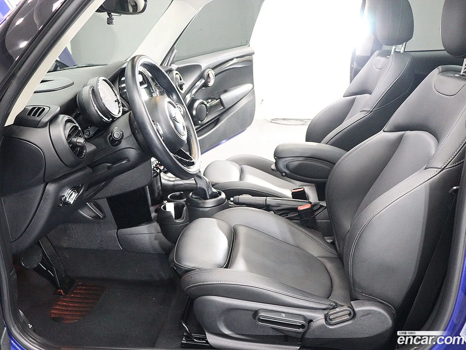 Mini Cooper 2019 — 6